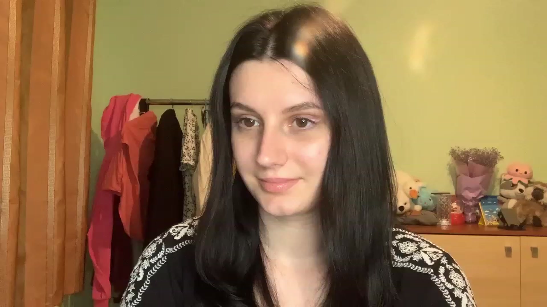 Gallery image thumbnail from Mavvka's myfreecams stream on, 08/24/2023, 21:02 image 19 of 20