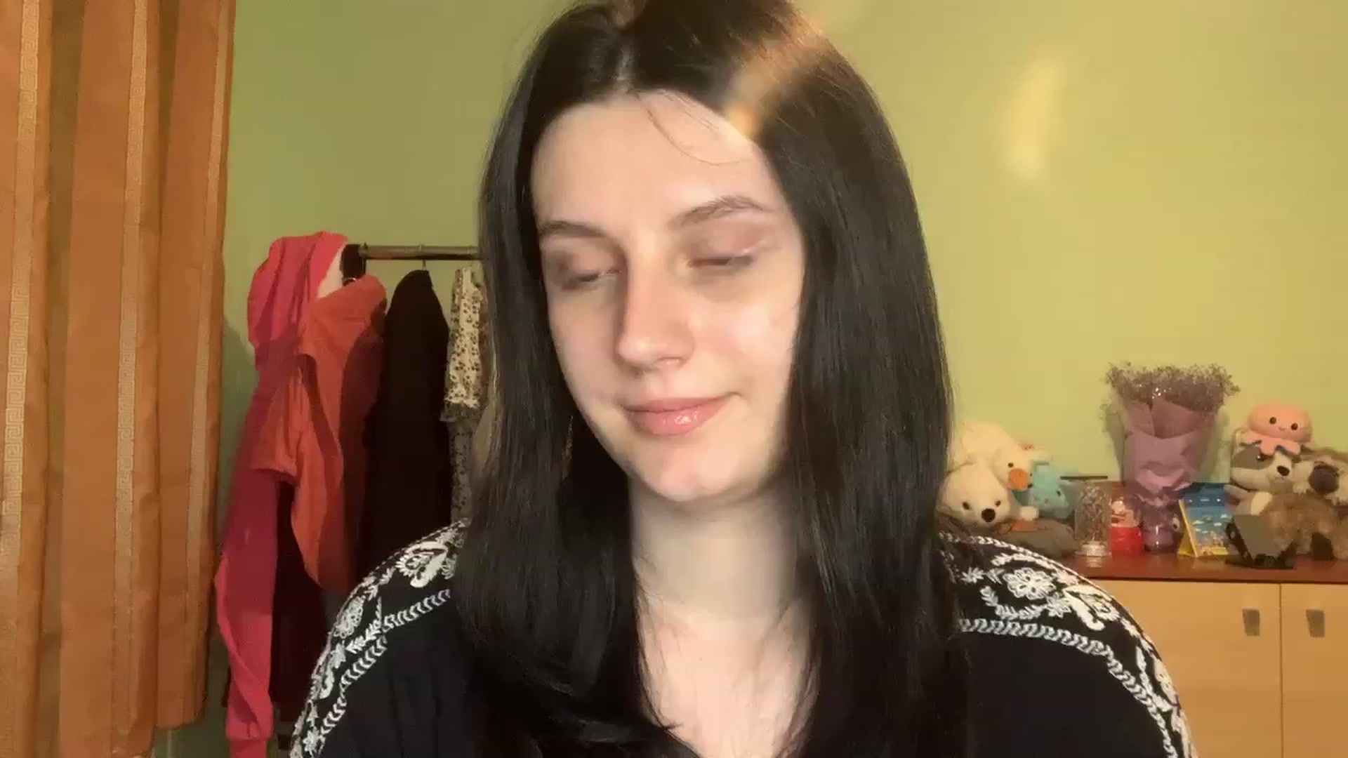 Gallery image thumbnail from Mavvka's myfreecams stream on, 08/24/2023, 21:02 image 1 of 20