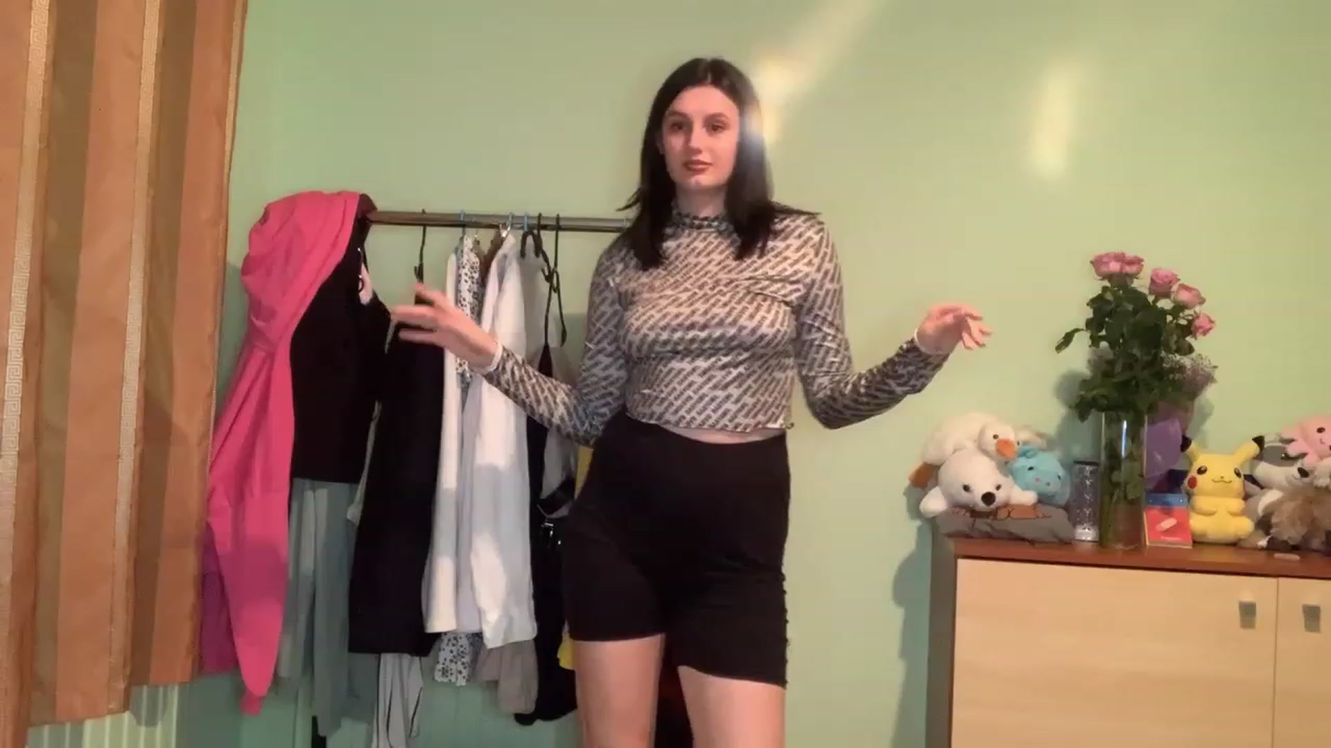Gallery image thumbnail from Mavvka's myfreecams stream on, 09/10/2023, 20:19 image 2 of 20