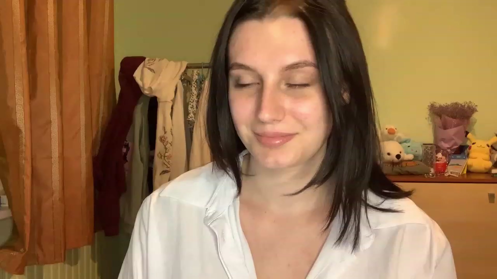 Gallery image thumbnail from Mavvka's myfreecams stream on, 09/24/2023, 21:30 image 20 of 20