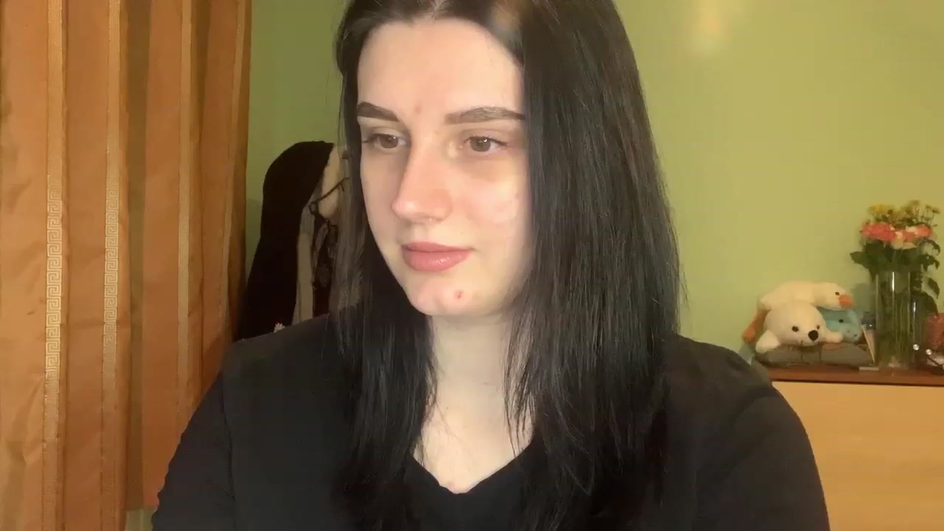 Gallery image thumbnail from Mavvka's myfreecams stream on, 11/24/2023, 21:37 image 2 of 20