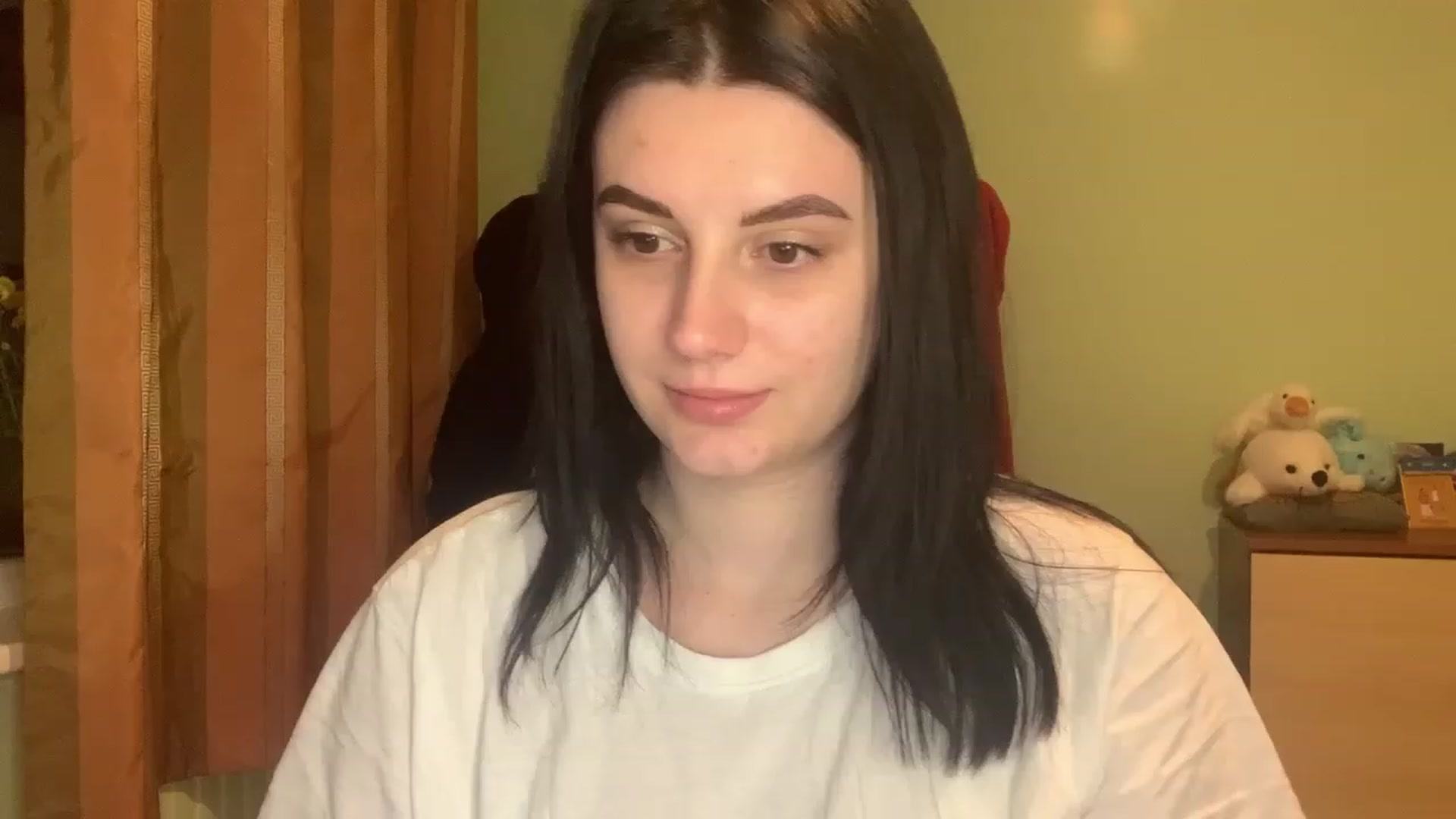 Gallery image thumbnail from Mavvka's myfreecams stream on, 12/02/2023, 23:33 image 17 of 20