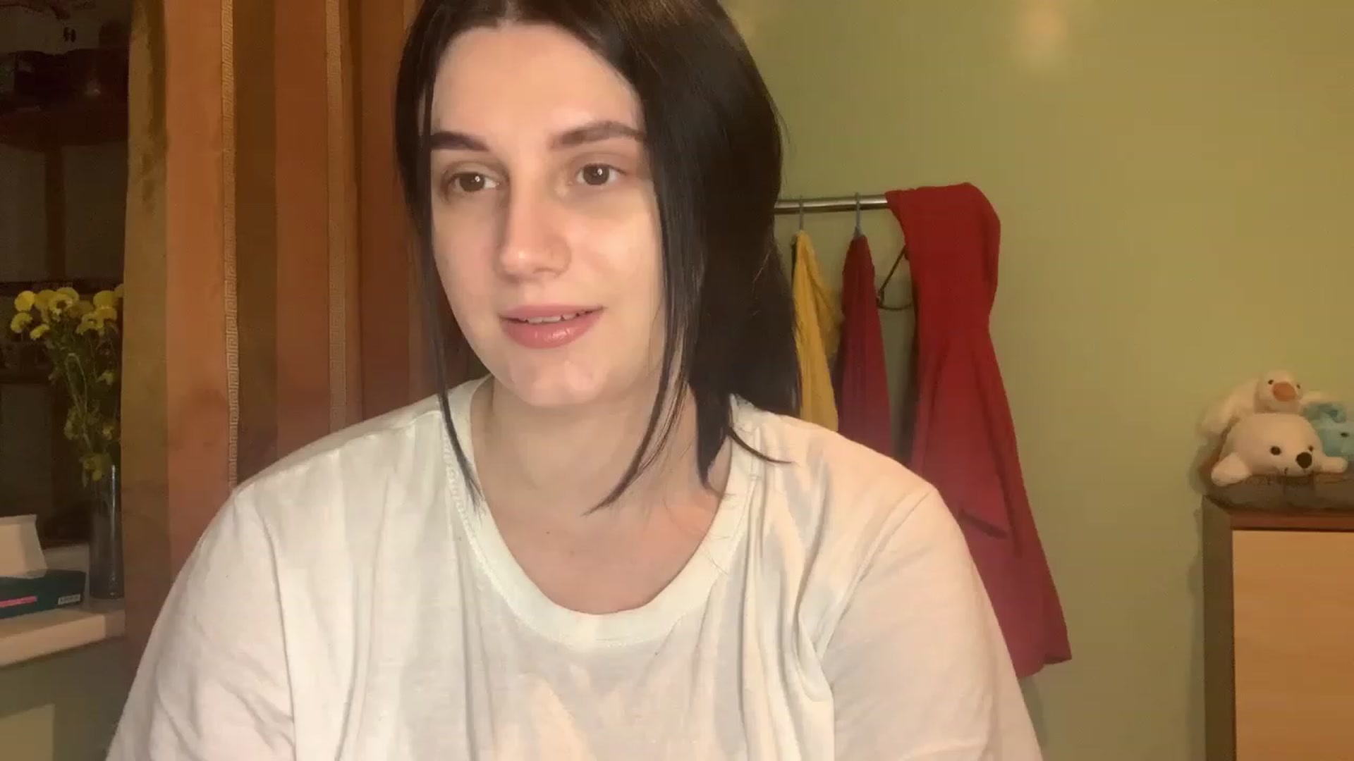 Gallery image thumbnail from Mavvka's myfreecams stream on, 12/04/2023, 22:20 image 5 of 20