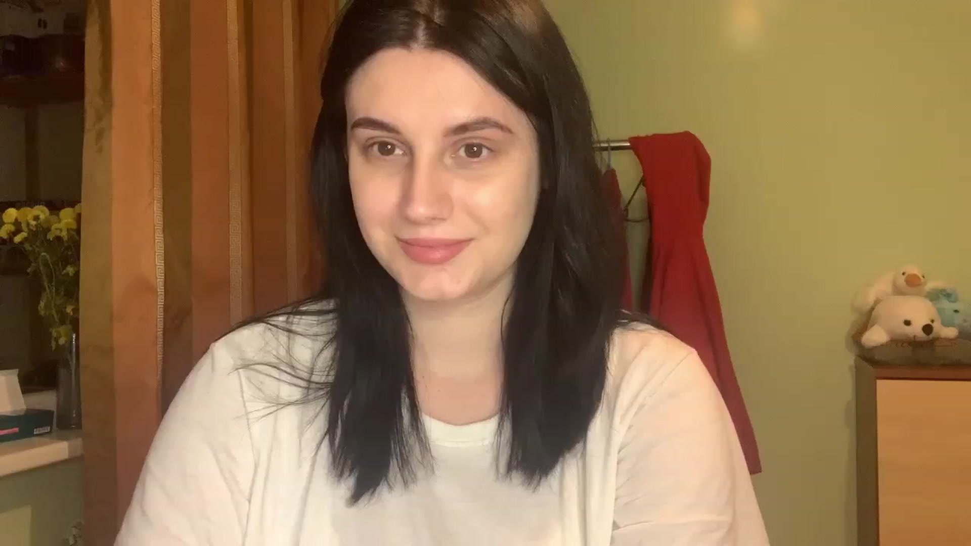 Gallery image thumbnail from Mavvka's myfreecams stream on, 12/04/2023, 22:20 image 9 of 20