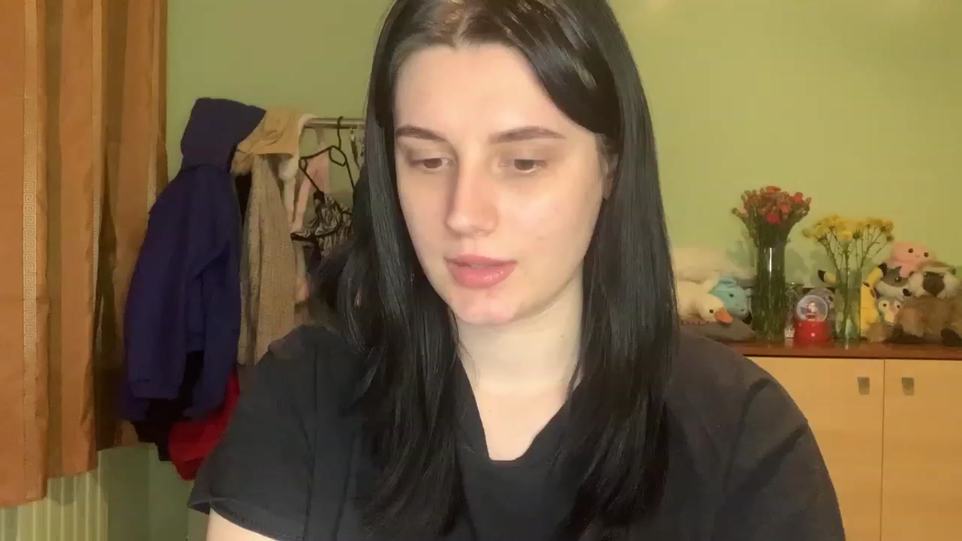 Gallery image thumbnail from Mavvka's myfreecams stream on, 12/07/2023, 22:45 image 2 of 20