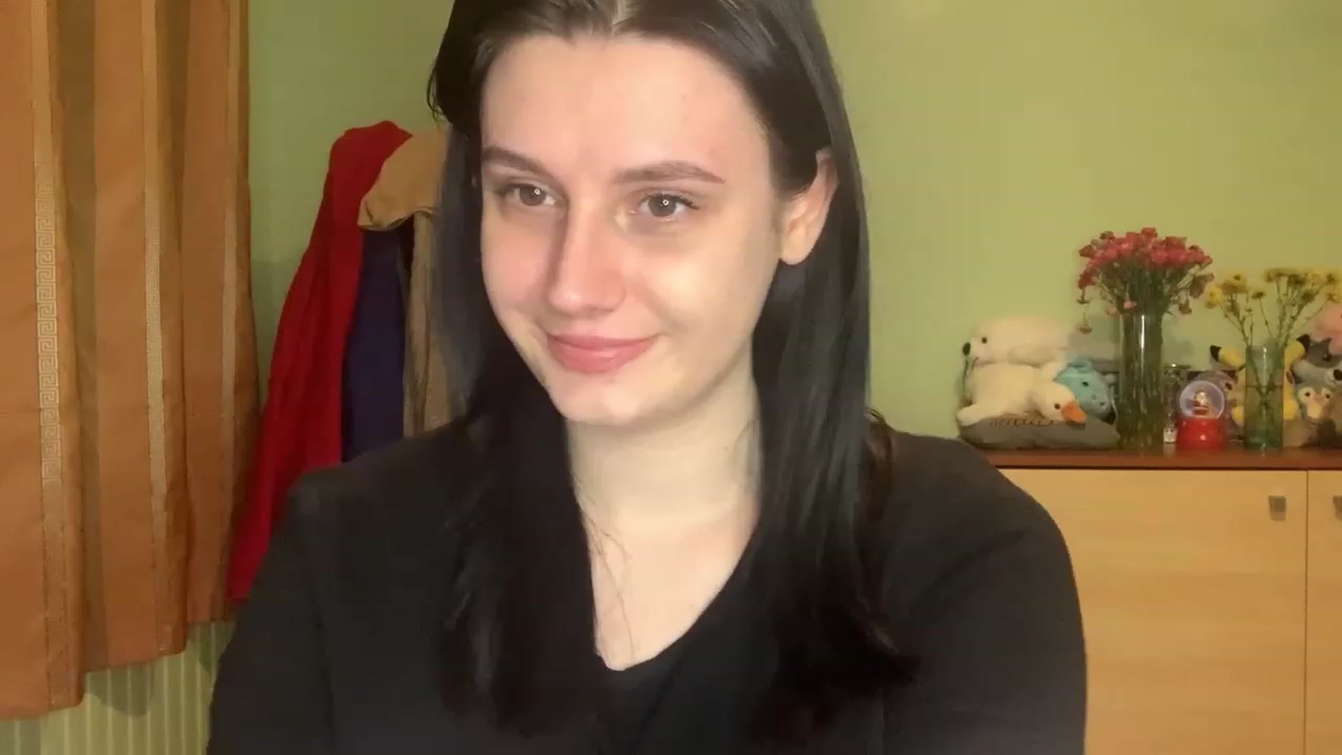 Gallery image thumbnail from Mavvka's myfreecams stream on, 12/15/2023, 21:46 image 11 of 20