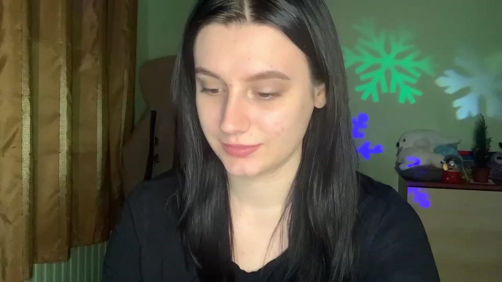 Gallery image thumbnail from Mavvka's myfreecams stream on, 12/24/2023, 21:46 image 17 of 20