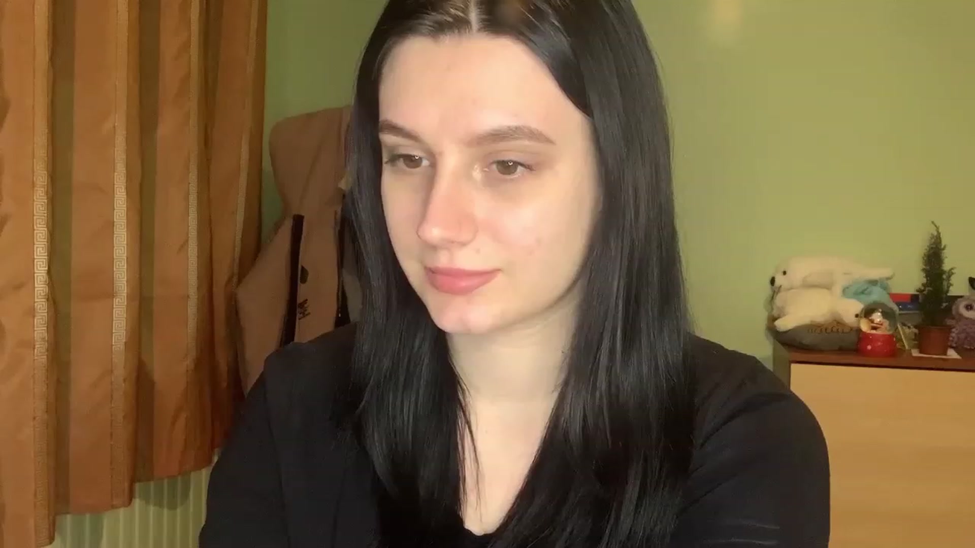 Gallery image thumbnail from Mavvka's myfreecams stream on, 12/24/2023, 21:46 image 7 of 20