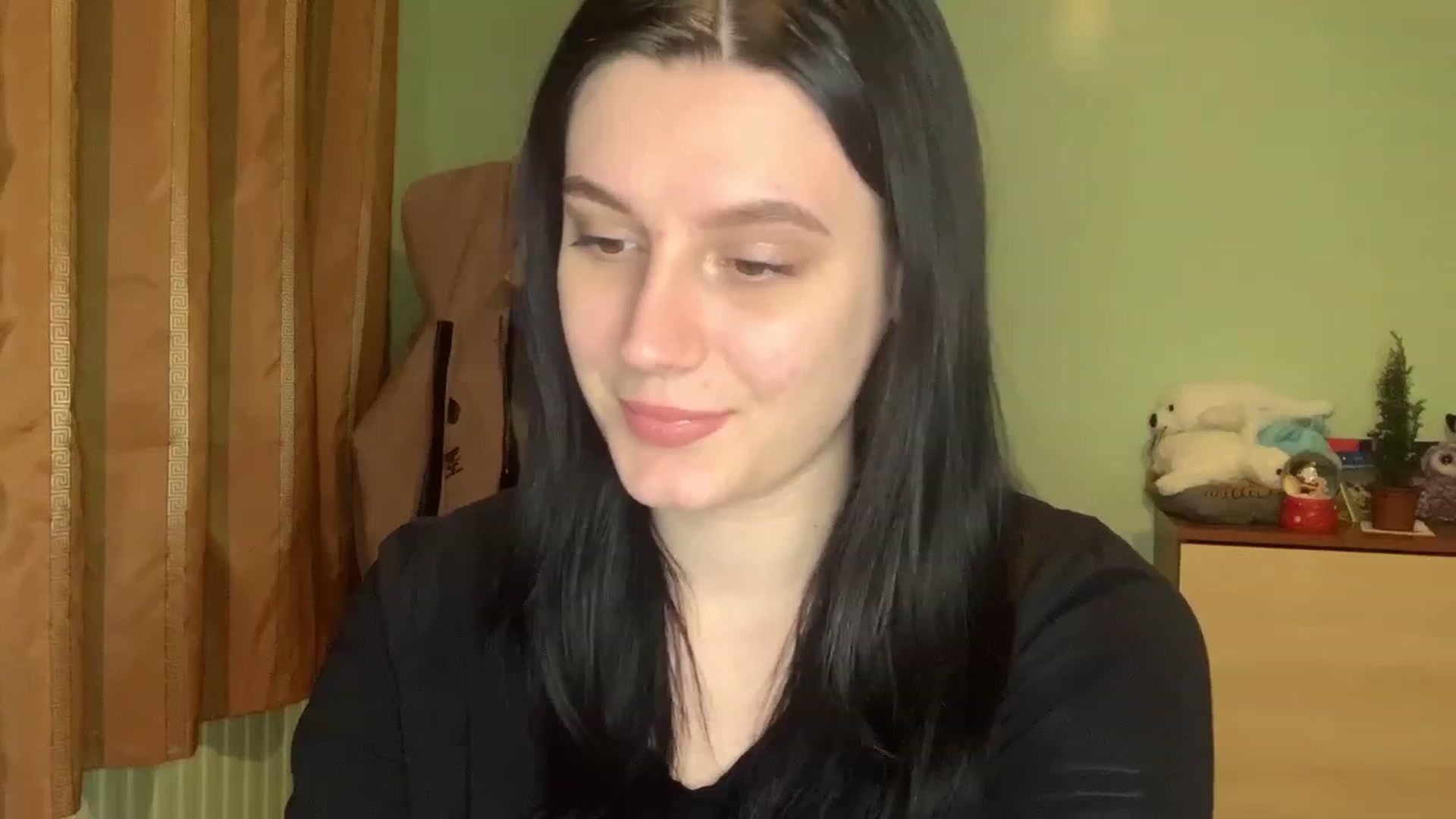 Gallery image thumbnail from Mavvka's myfreecams stream on, 12/24/2023, 21:46 image 2 of 20