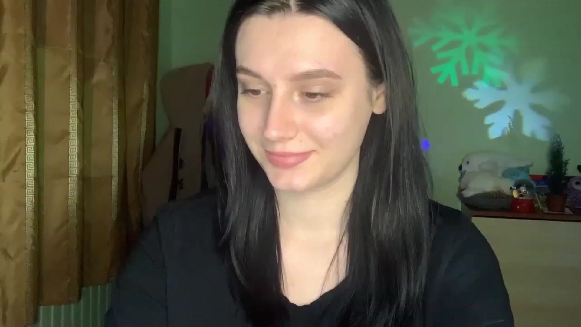 Gallery image thumbnail from Mavvka's myfreecams stream on, 12/24/2023, 21:46 image 15 of 20