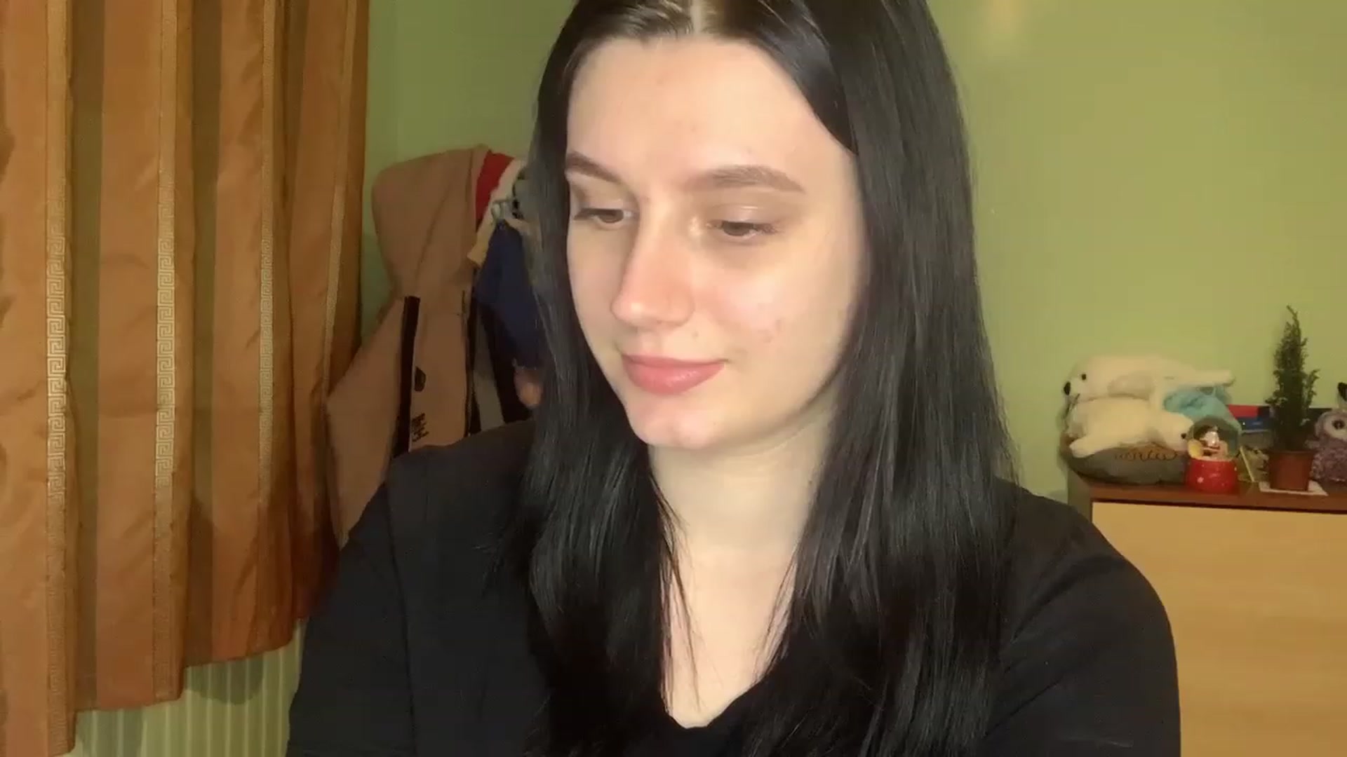 Gallery image thumbnail from Mavvka's myfreecams stream on, 12/24/2023, 21:46 image 5 of 20
