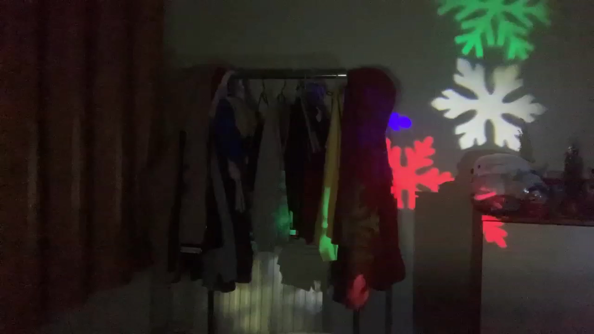 Gallery image thumbnail from Mavvka's myfreecams stream on, 12/24/2023, 23:03 image 1 of 20