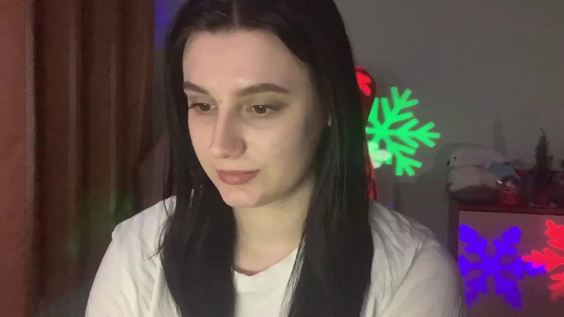 Gallery image thumbnail from Mavvka's myfreecams stream on, 12/24/2023, 23:03 image 19 of 20