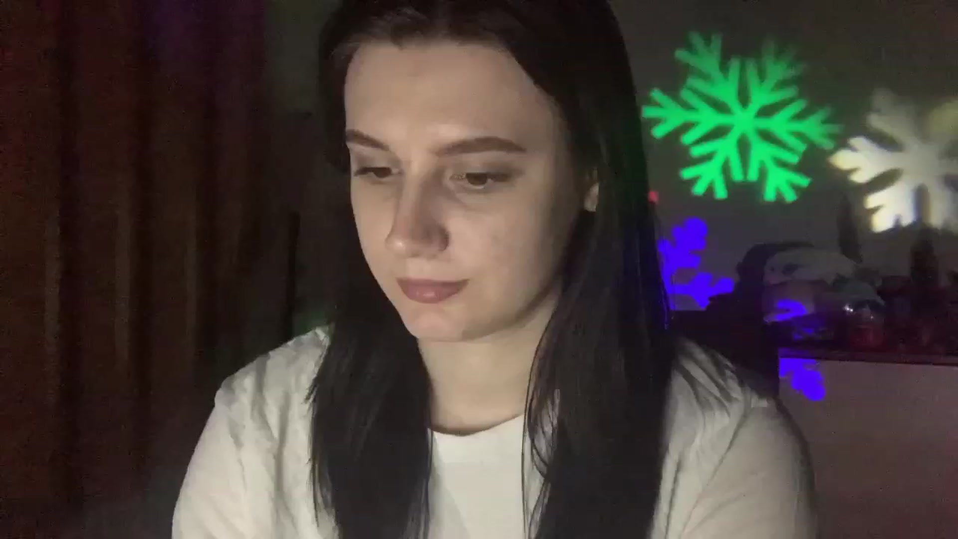 Gallery image thumbnail from Mavvka's myfreecams stream on, 12/24/2023, 23:03 image 4 of 20