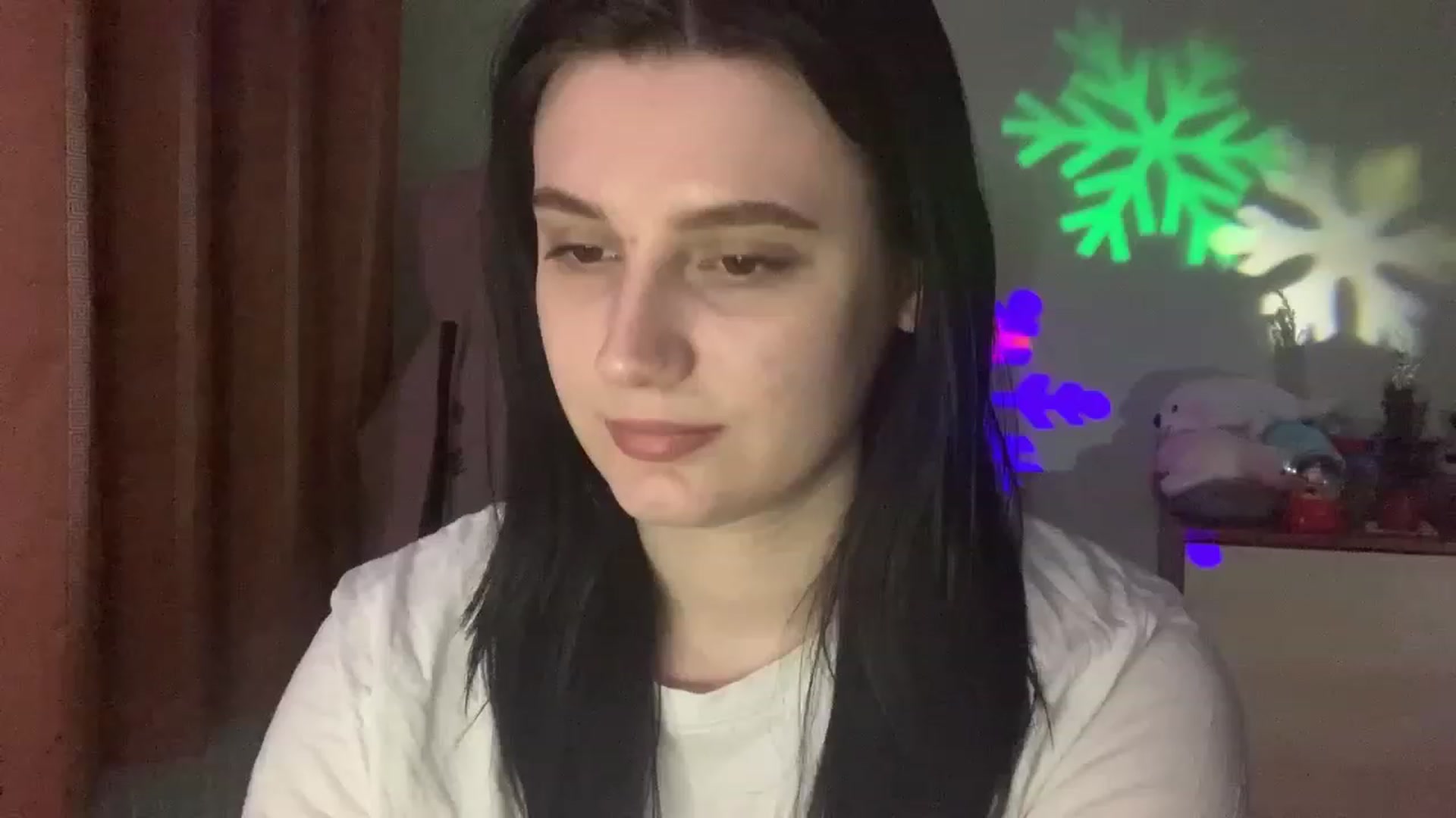 Gallery image thumbnail from Mavvka's myfreecams stream on, 12/24/2023, 23:03 image 10 of 20