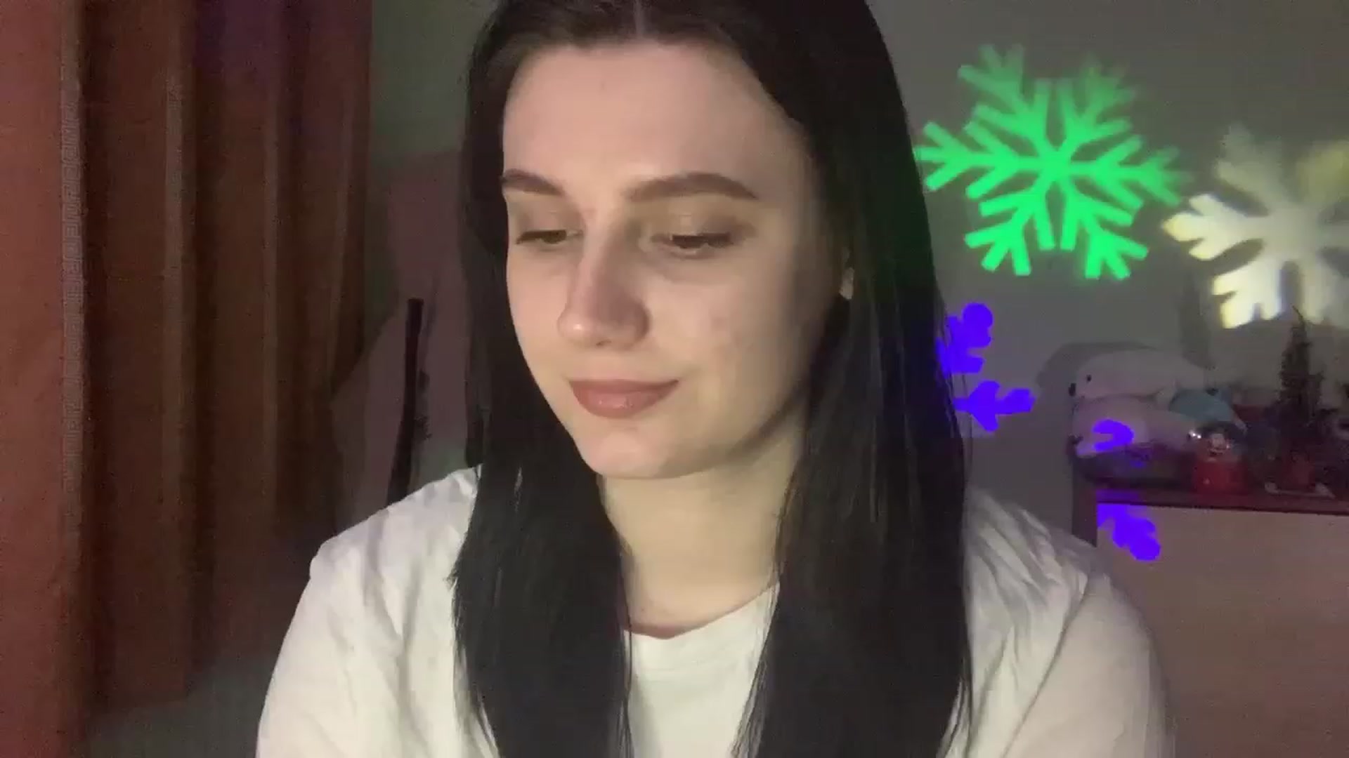 Gallery image thumbnail from Mavvka's myfreecams stream on, 12/24/2023, 23:03 image 8 of 20
