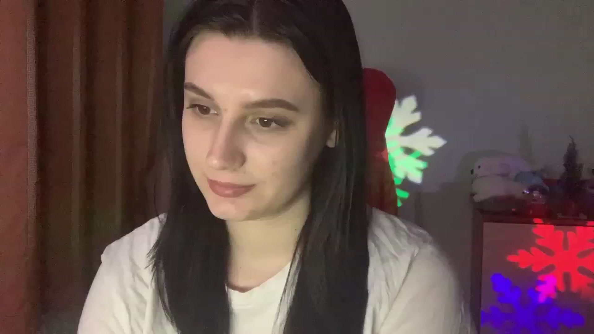 Gallery image thumbnail from Mavvka's myfreecams stream on, 12/24/2023, 23:03 image 18 of 20