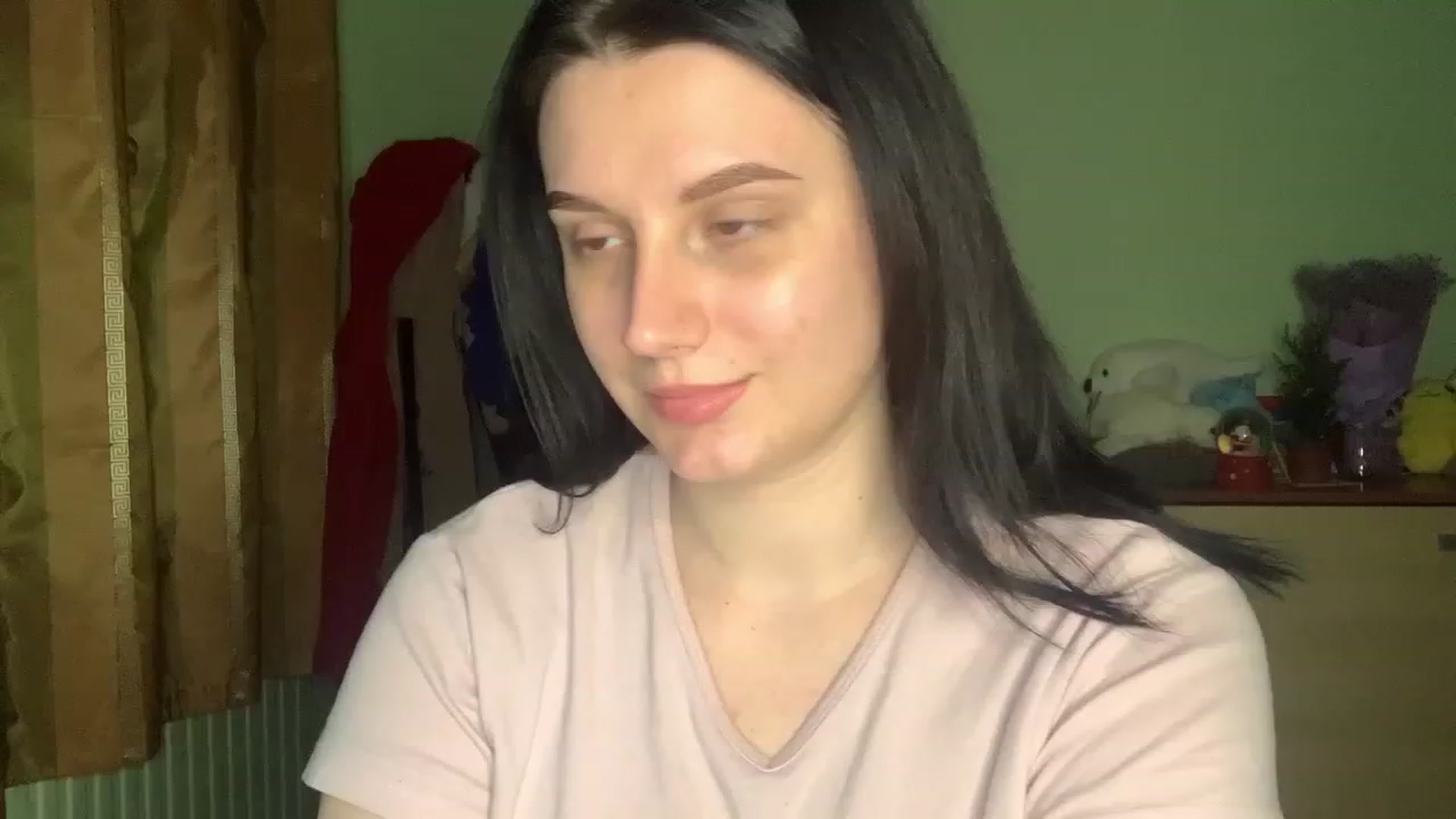 Gallery image thumbnail from Mavvka's myfreecams stream on, 12/28/2023, 23:46 image 12 of 20