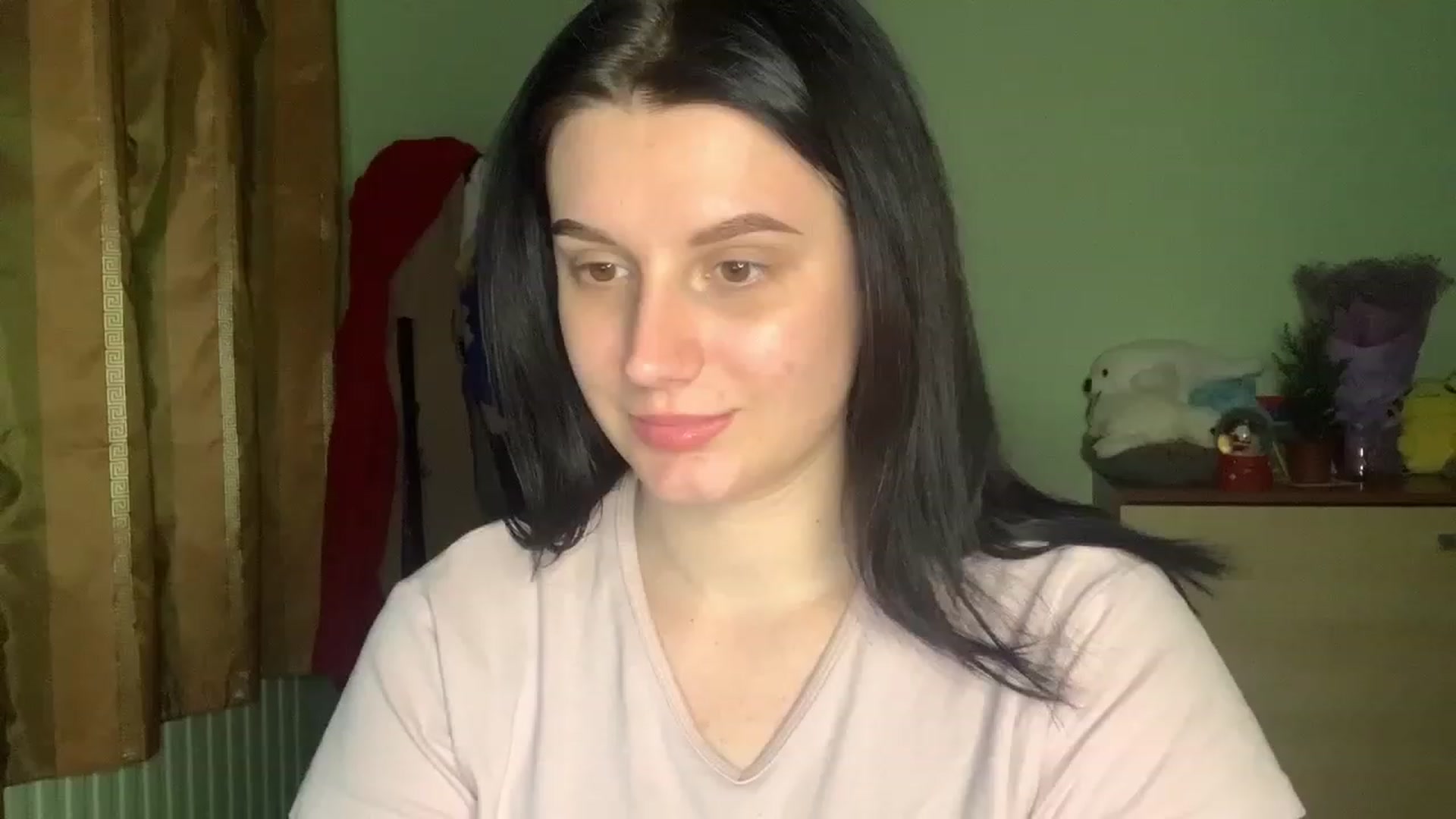 Gallery image thumbnail from Mavvka's myfreecams stream on, 12/28/2023, 23:46 image 13 of 20