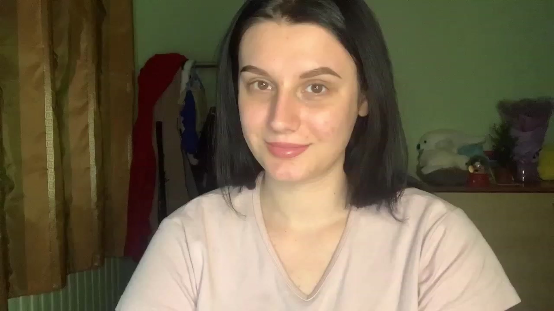 Gallery image thumbnail from Mavvka's myfreecams stream on, 12/28/2023, 23:46 image 8 of 20