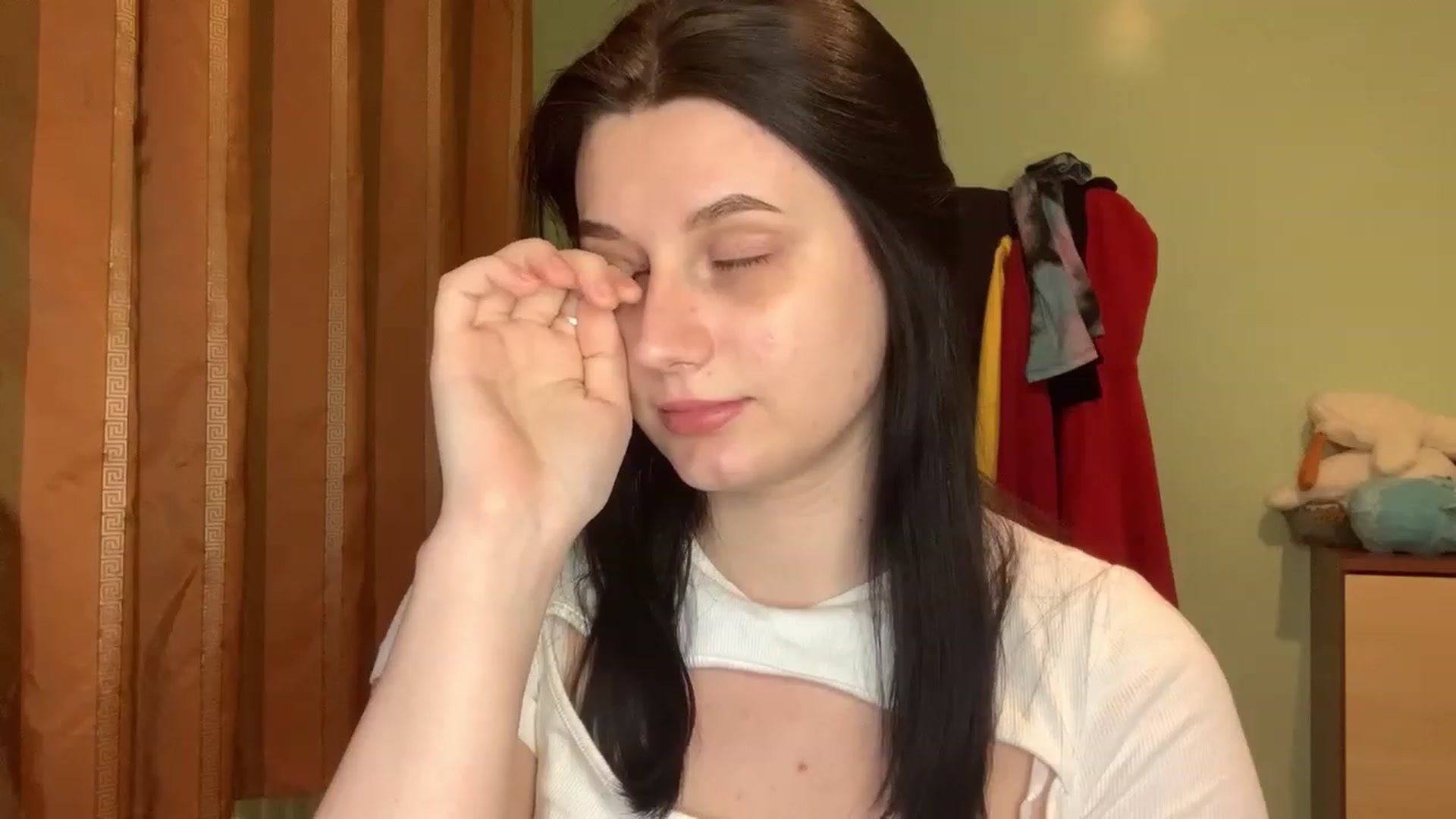 Gallery image thumbnail from Mavvka's myfreecams stream on, 02/08/2024, 23:04 image 16 of 20