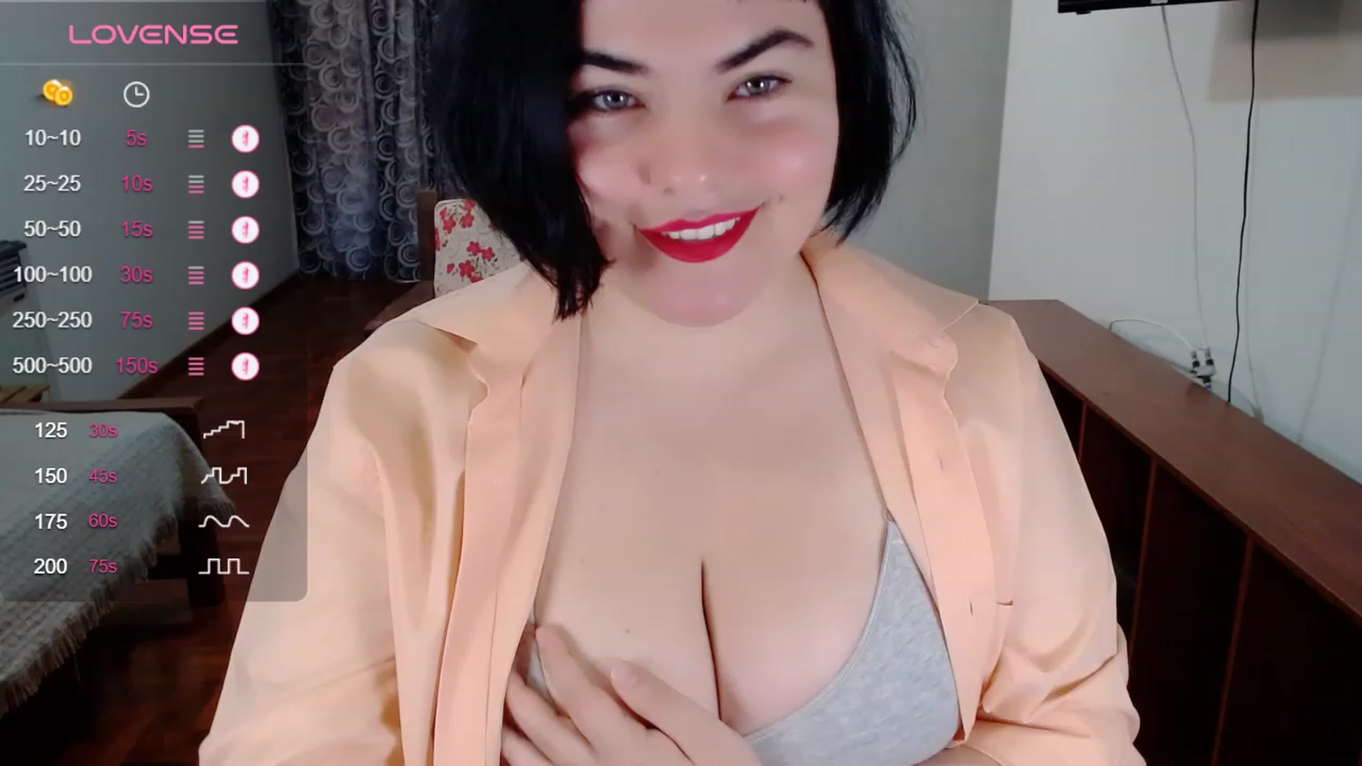 Gallery image thumbnail from Maween's myfreecams stream on, 08/23/2023, 18:59 image 2 of 20