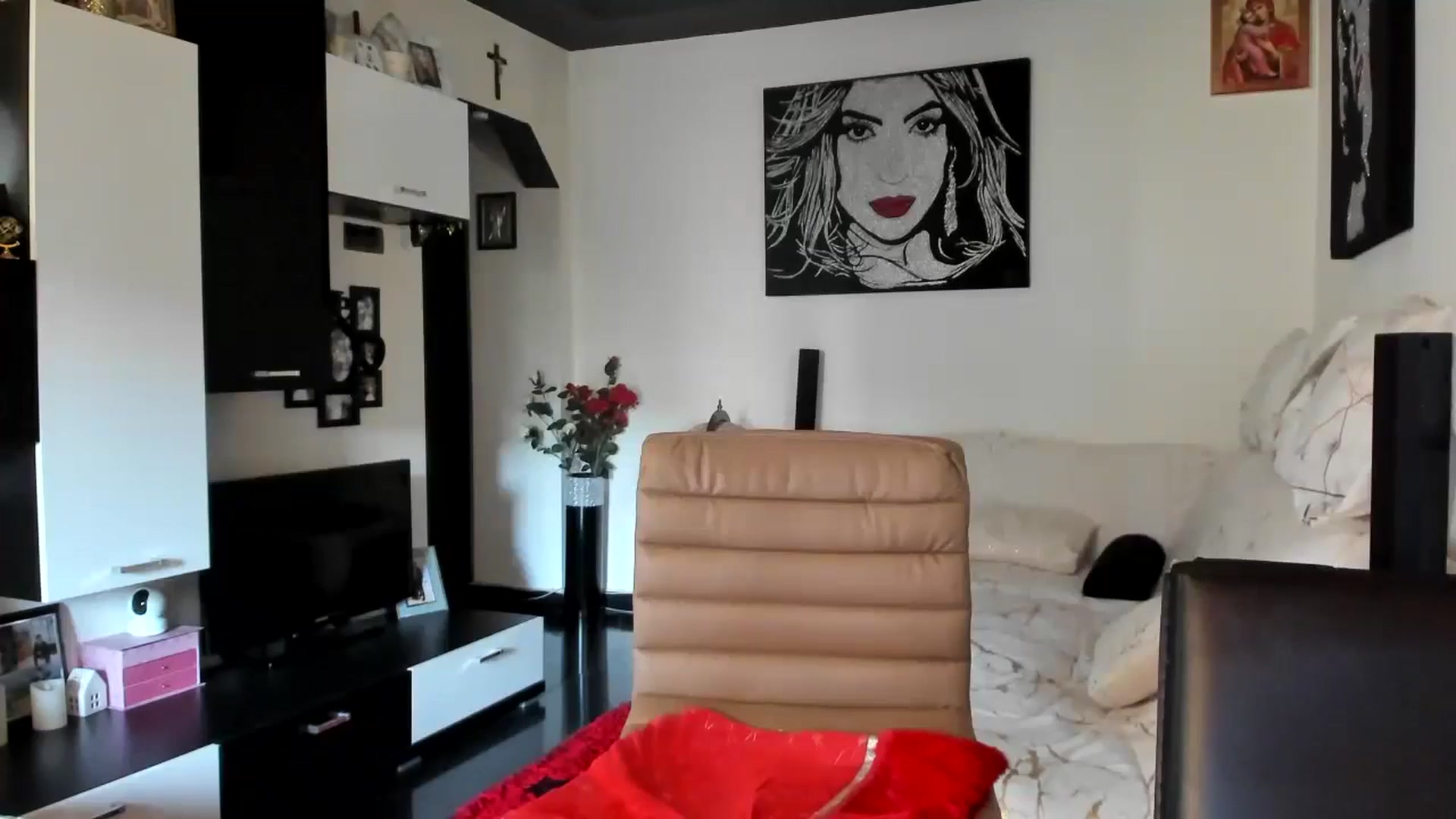 Gallery image thumbnail from Maxblonde22's myfreecams stream on, 09/02/2024, 13:52 image 14 of 20