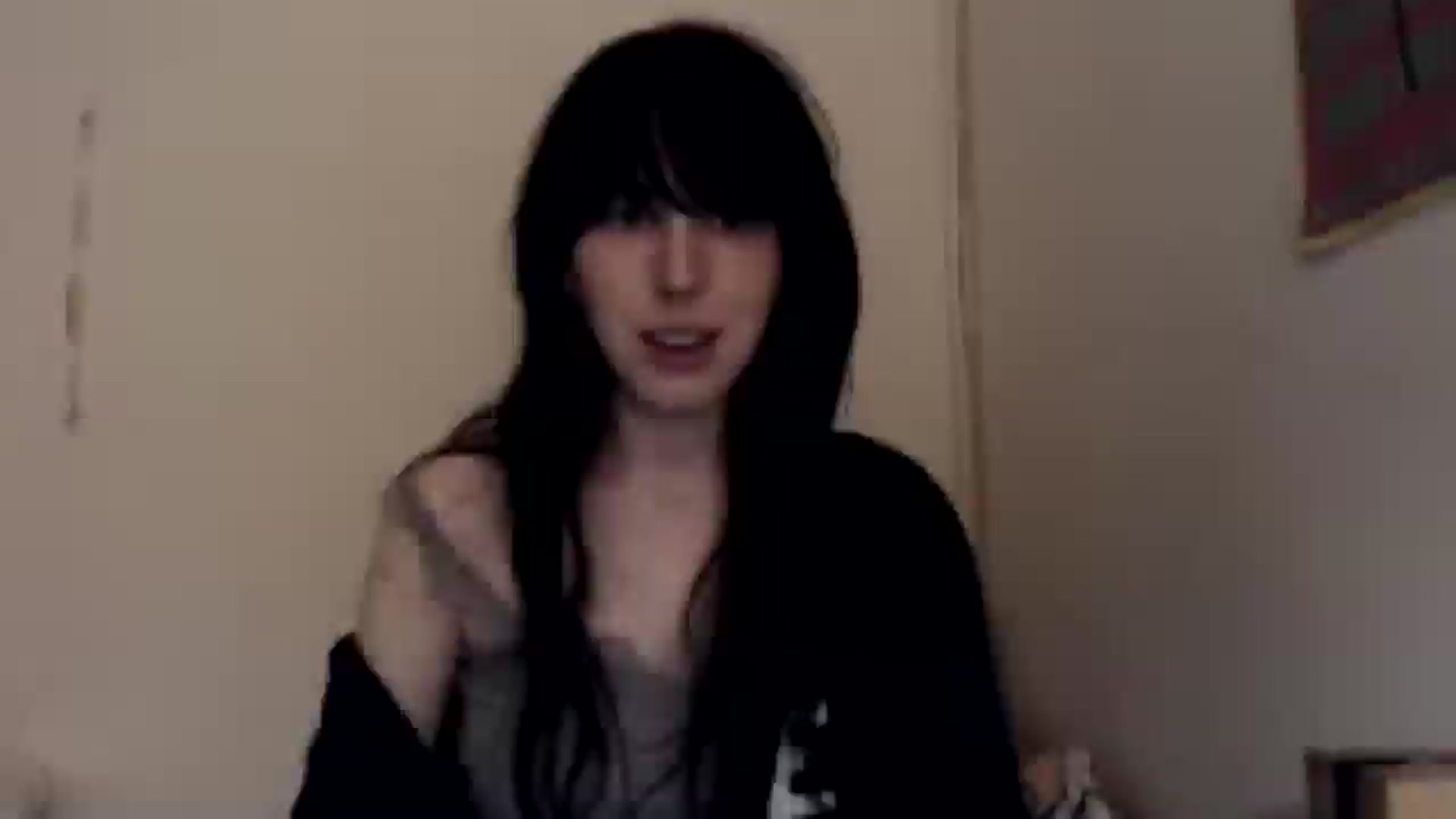 Gallery image thumbnail from MaxieFoxglove's myfreecams stream on, 02/07/2025, 08:29 image 16 of 20