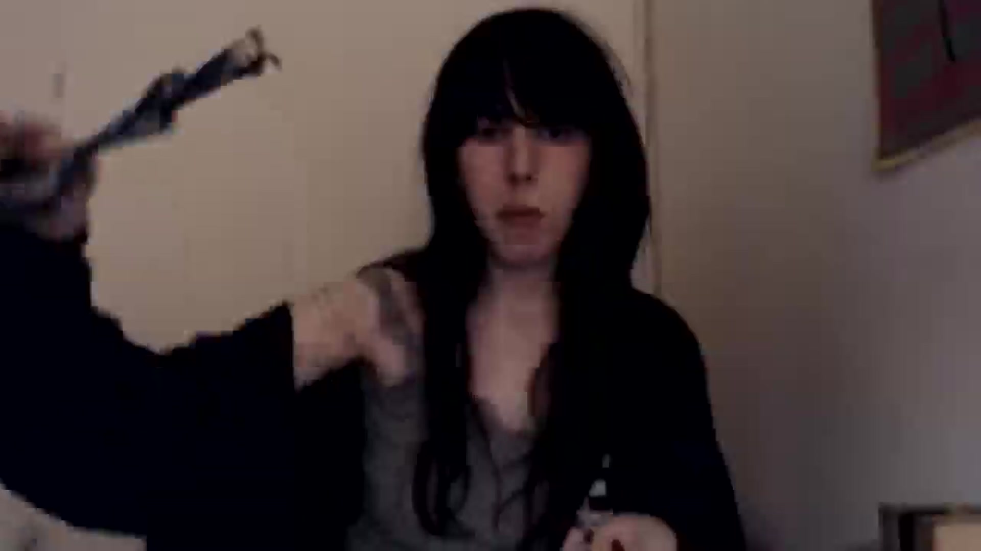 Gallery image thumbnail from MaxieFoxglove's myfreecams stream on, 02/07/2025, 08:29 image 15 of 20