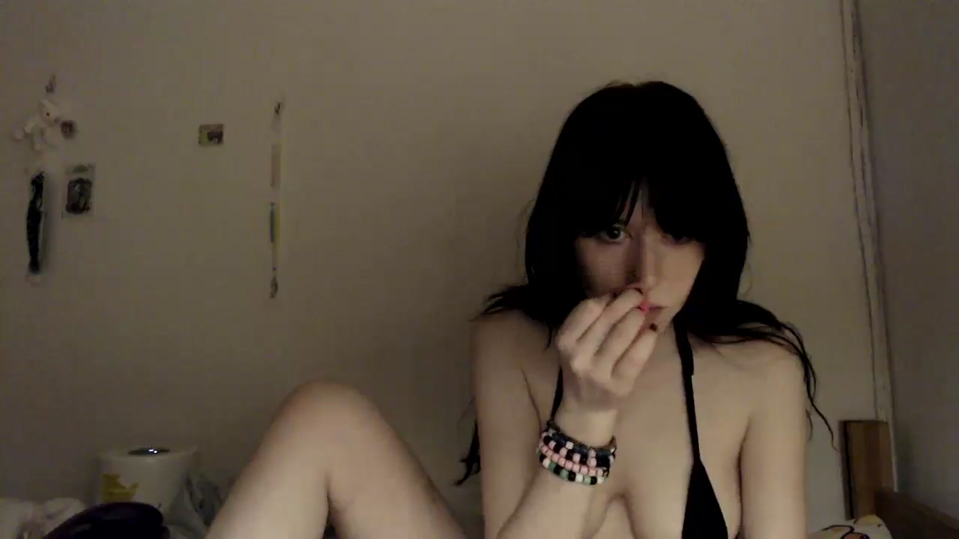 Gallery image thumbnail from MaxieFoxglove's myfreecams stream on, 02/25/2025, 07:52 image 9 of 20