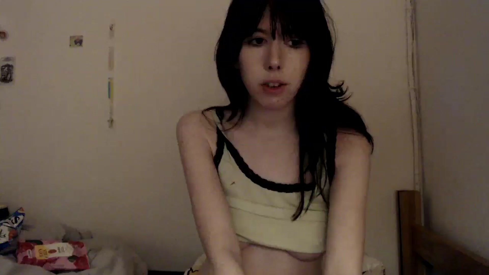 Gallery image thumbnail from MaxieFoxglove's myfreecams stream on, 03/14/2025, 09:45 image 5 of 20