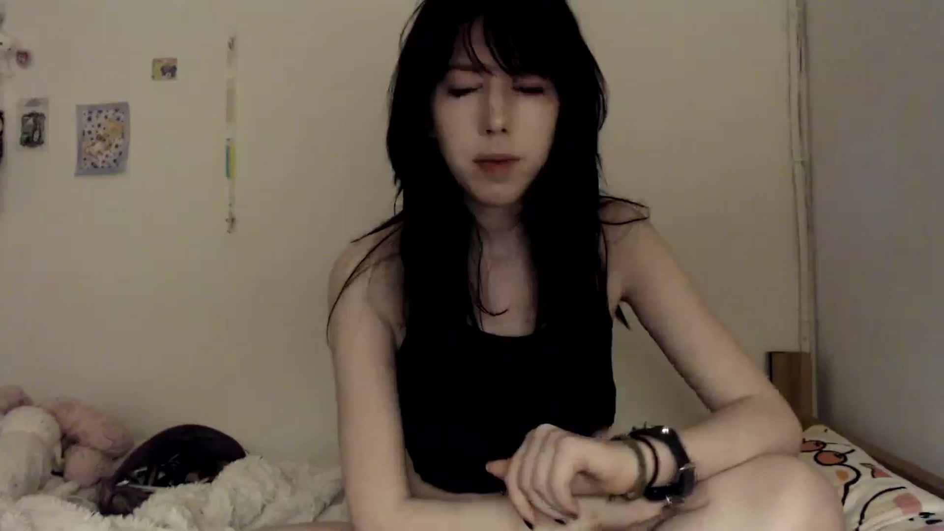Gallery image thumbnail from MaxieFoxglove's myfreecams stream on, 03/19/2025, 08:55 image 4 of 20