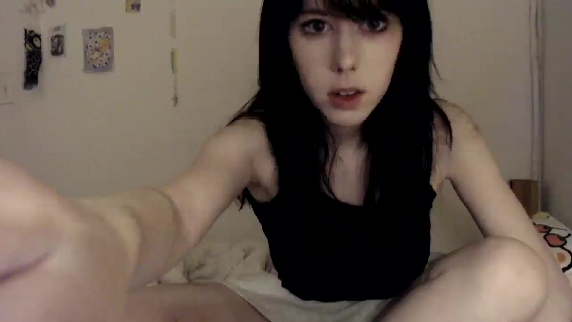 Gallery image thumbnail from MaxieFoxglove's myfreecams stream on, 03/19/2025, 08:55 image 6 of 20
