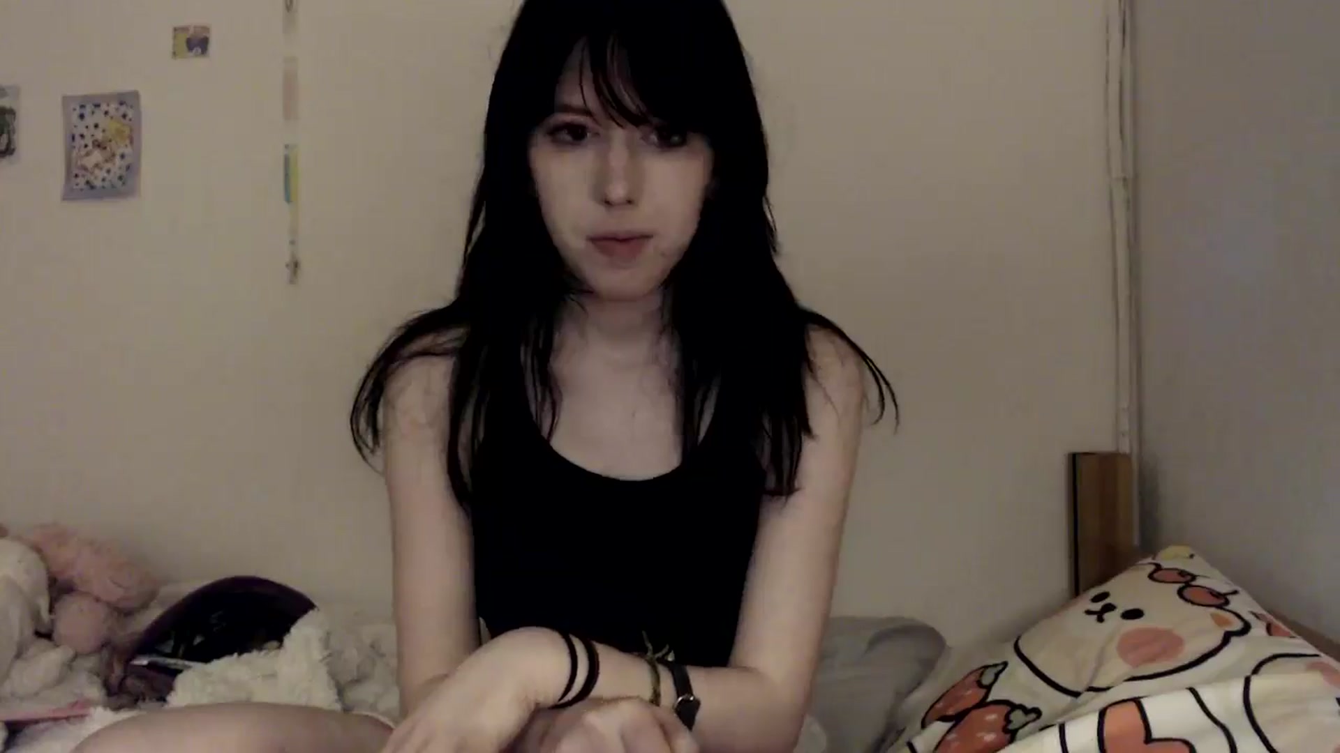 Gallery image thumbnail from MaxieFoxglove's myfreecams stream on, 03/19/2025, 08:55 image 17 of 20