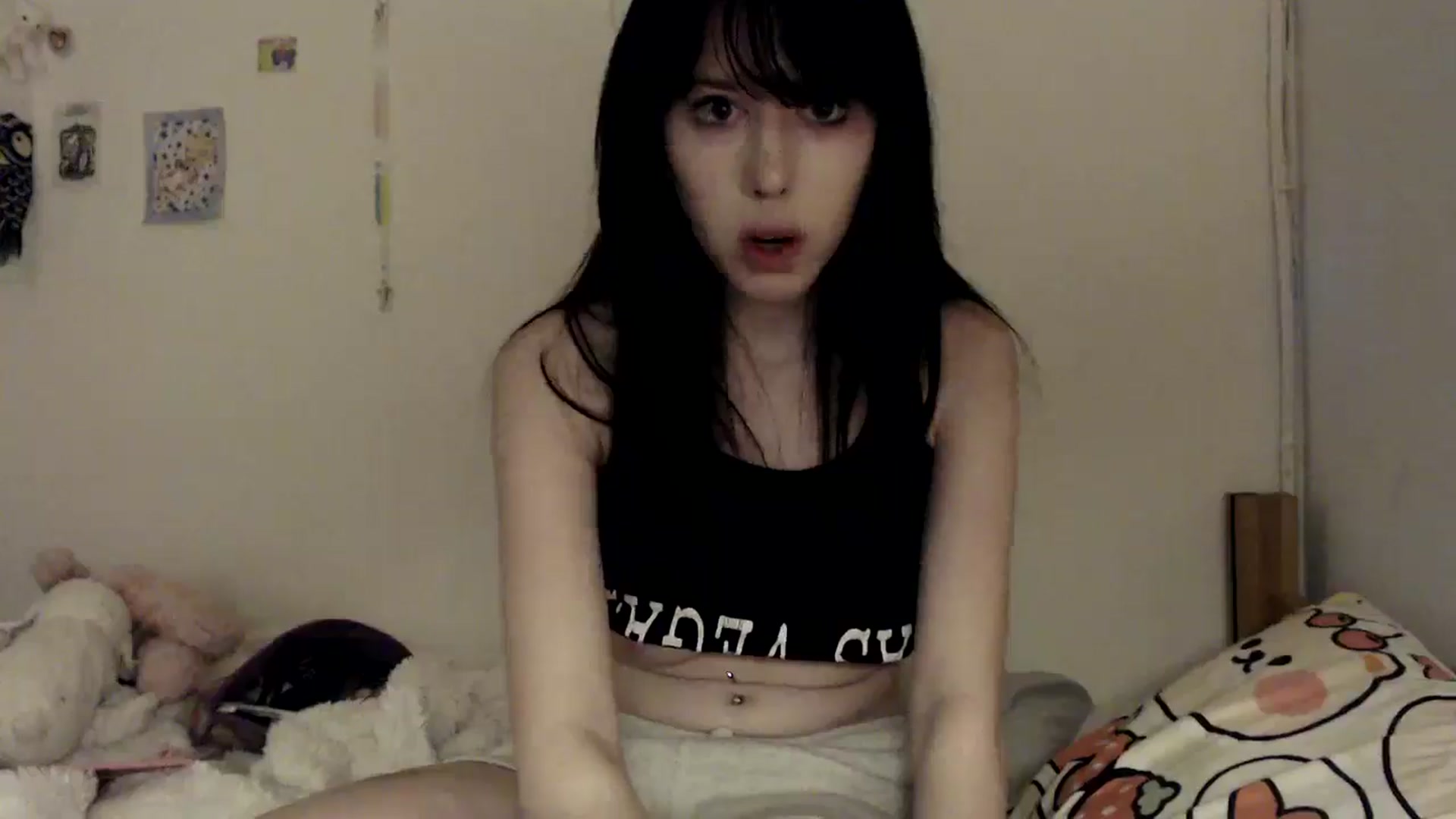Gallery image thumbnail from MaxieFoxglove's myfreecams stream on, 03/19/2025, 08:55 image 12 of 20