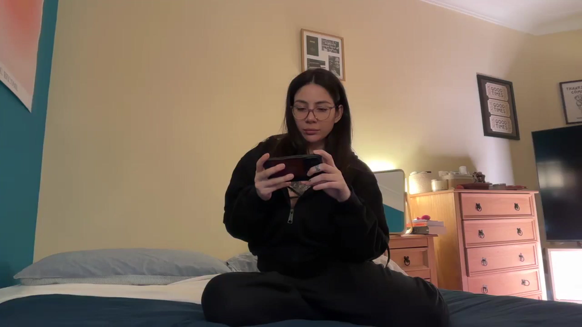 Gallery image thumbnail from Maxine_Black's myfreecams stream on, 01/26/2026, 02:47 image 17 of 20