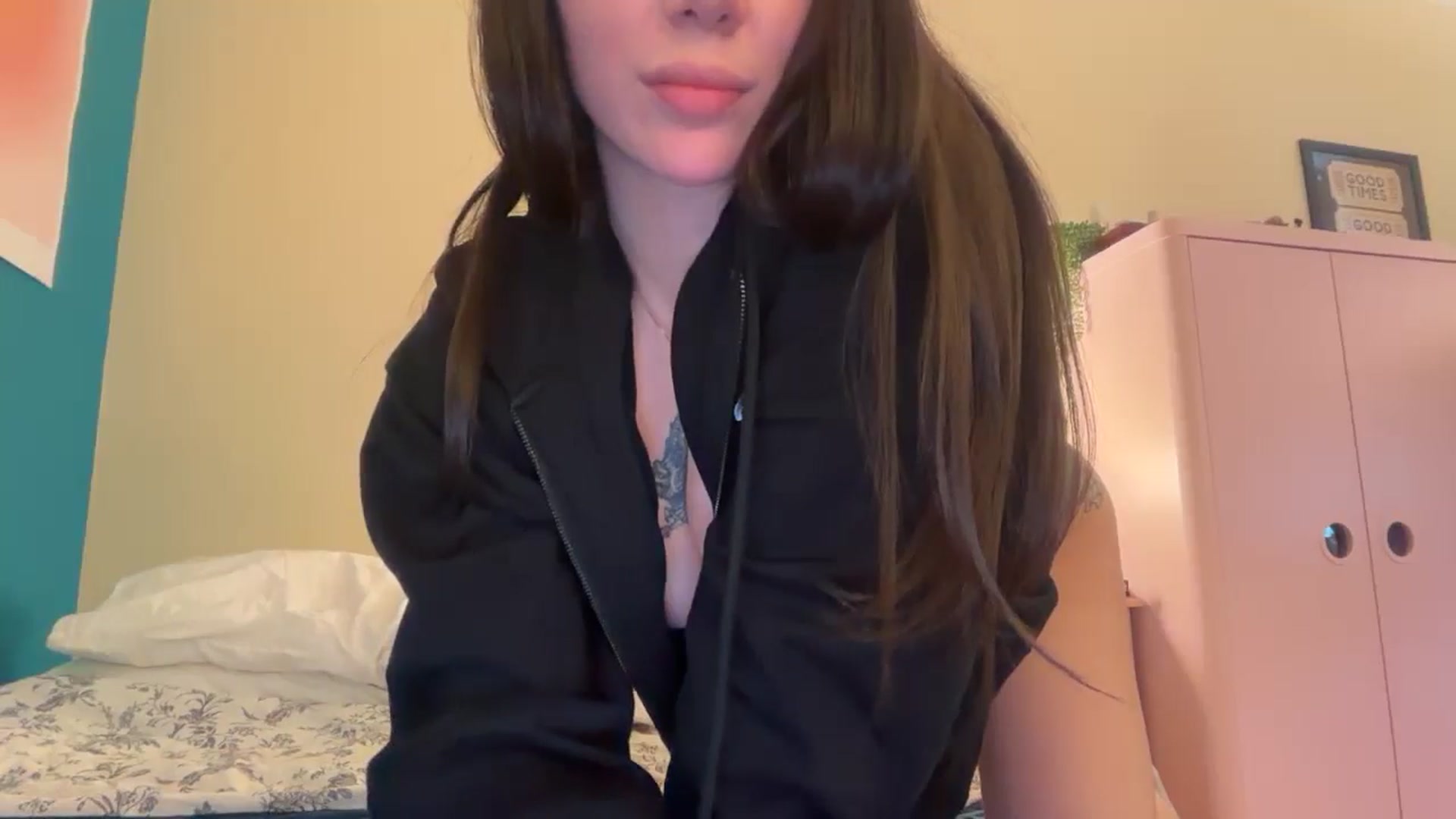Gallery image thumbnail from Maxine_Black's myfreecams stream on, 02/05/2026, 14:01 image 3 of 20