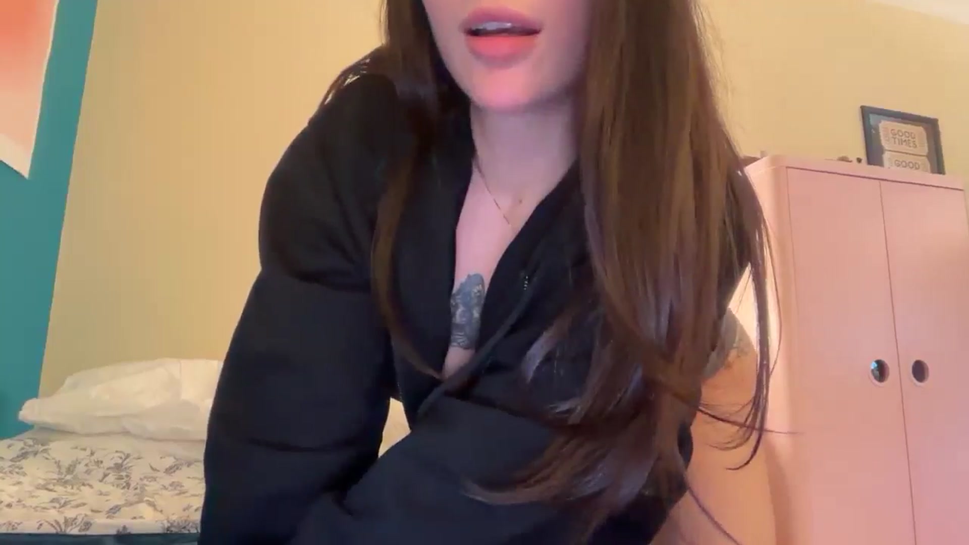 Gallery image thumbnail from Maxine_Black's myfreecams stream on, 02/05/2026, 14:01 image 4 of 20