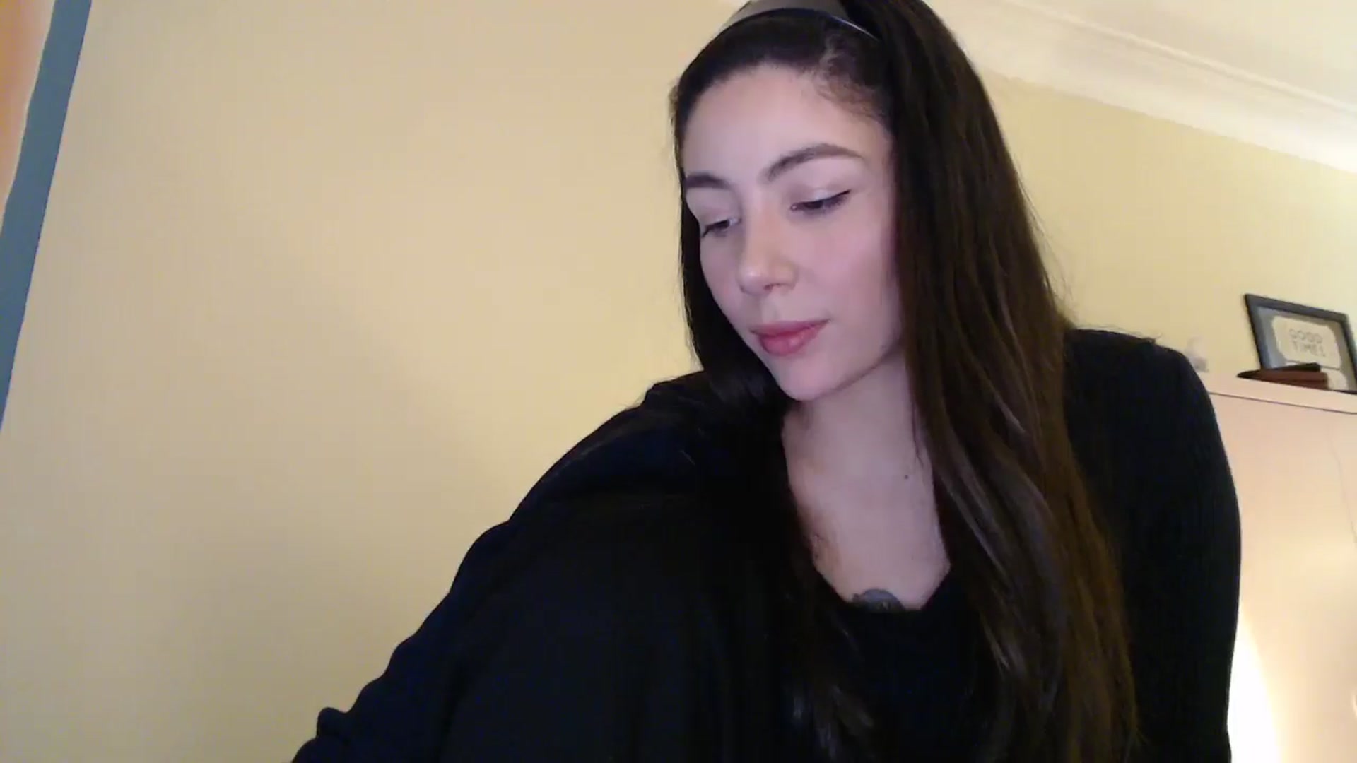 Gallery image thumbnail from Maxine_Black's myfreecams stream on, 02/11/2026, 12:23 image 3 of 20