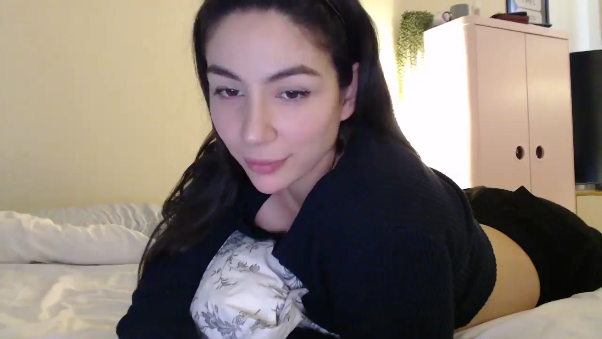 Gallery image thumbnail from Maxine_Black's myfreecams stream on, 02/11/2026, 14:09 image 2 of 20