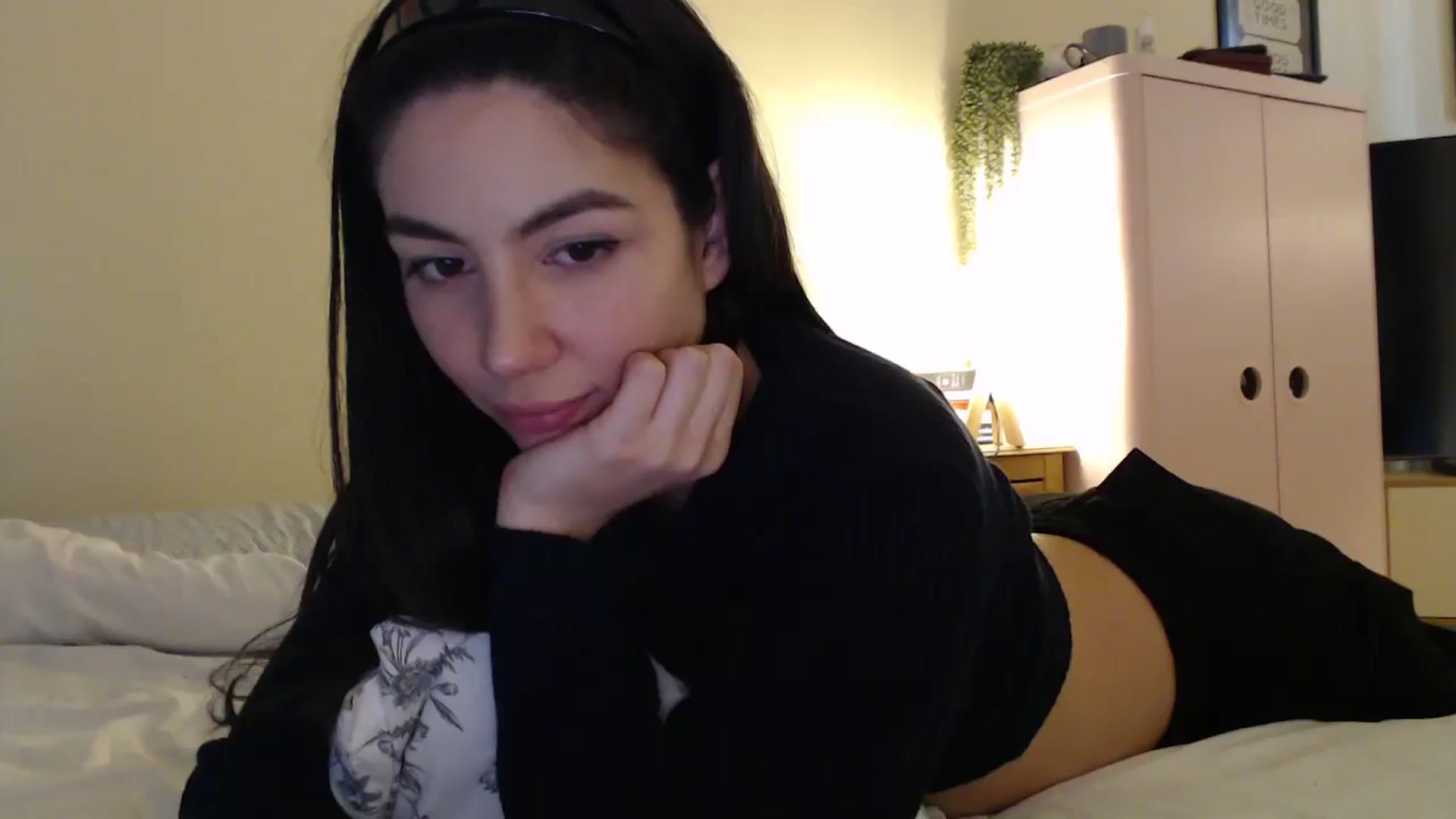 Gallery image thumbnail from Maxine_Black's myfreecams stream on, 02/11/2026, 14:09 image 18 of 20
