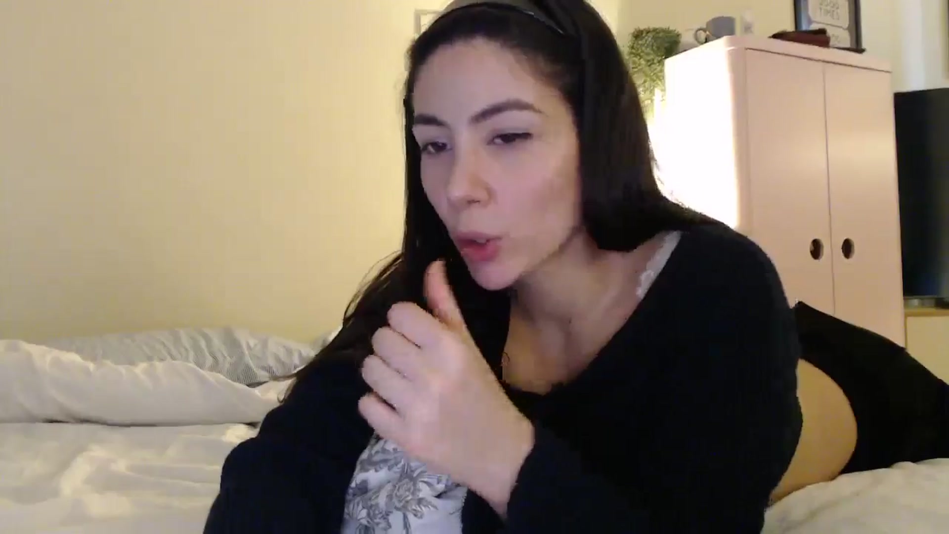 Gallery image thumbnail from Maxine_Black's myfreecams stream on, 02/11/2026, 14:09 image 13 of 20
