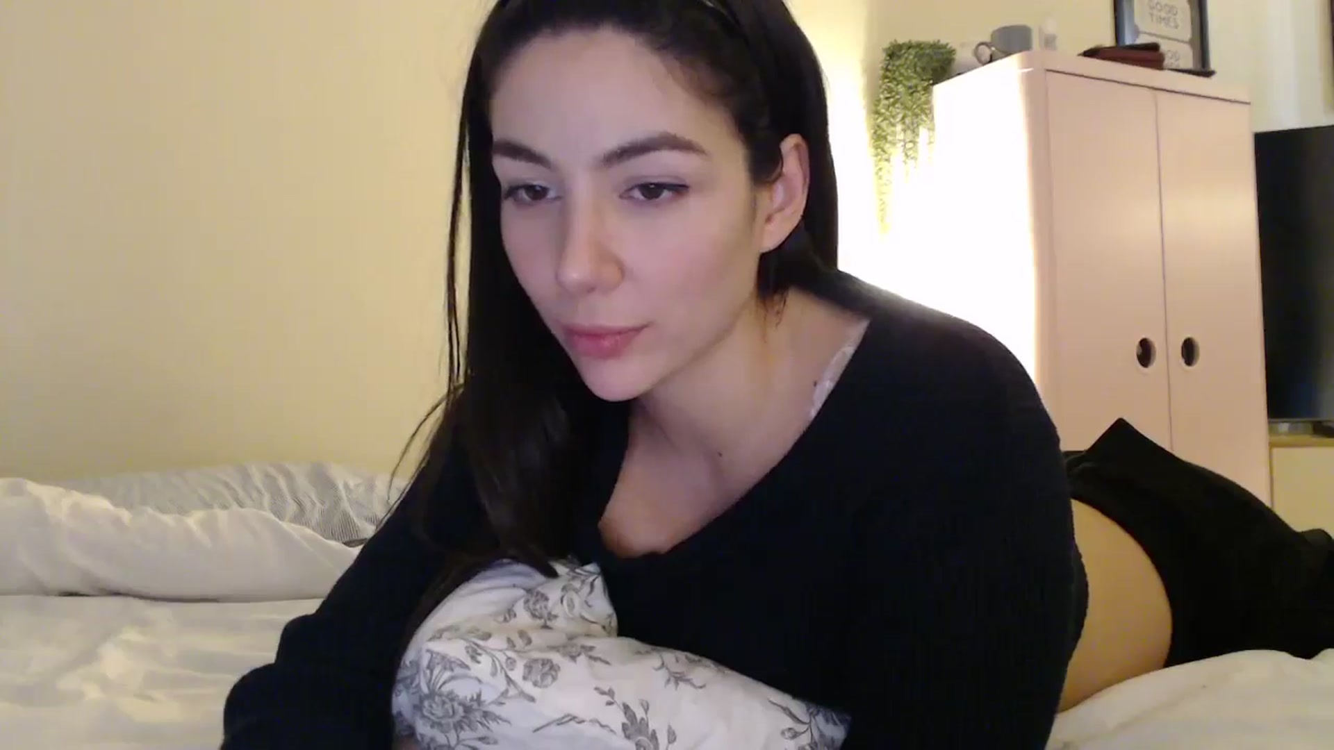 Gallery image thumbnail from Maxine_Black's myfreecams stream on, 02/11/2026, 14:09 image 16 of 20
