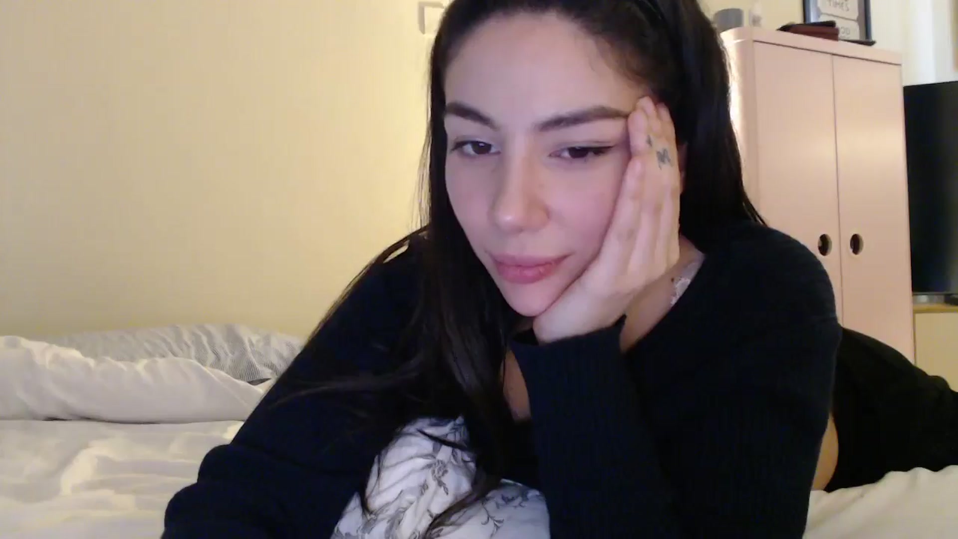 Gallery image thumbnail from Maxine_Black's myfreecams stream on, 02/11/2026, 14:09 image 6 of 20