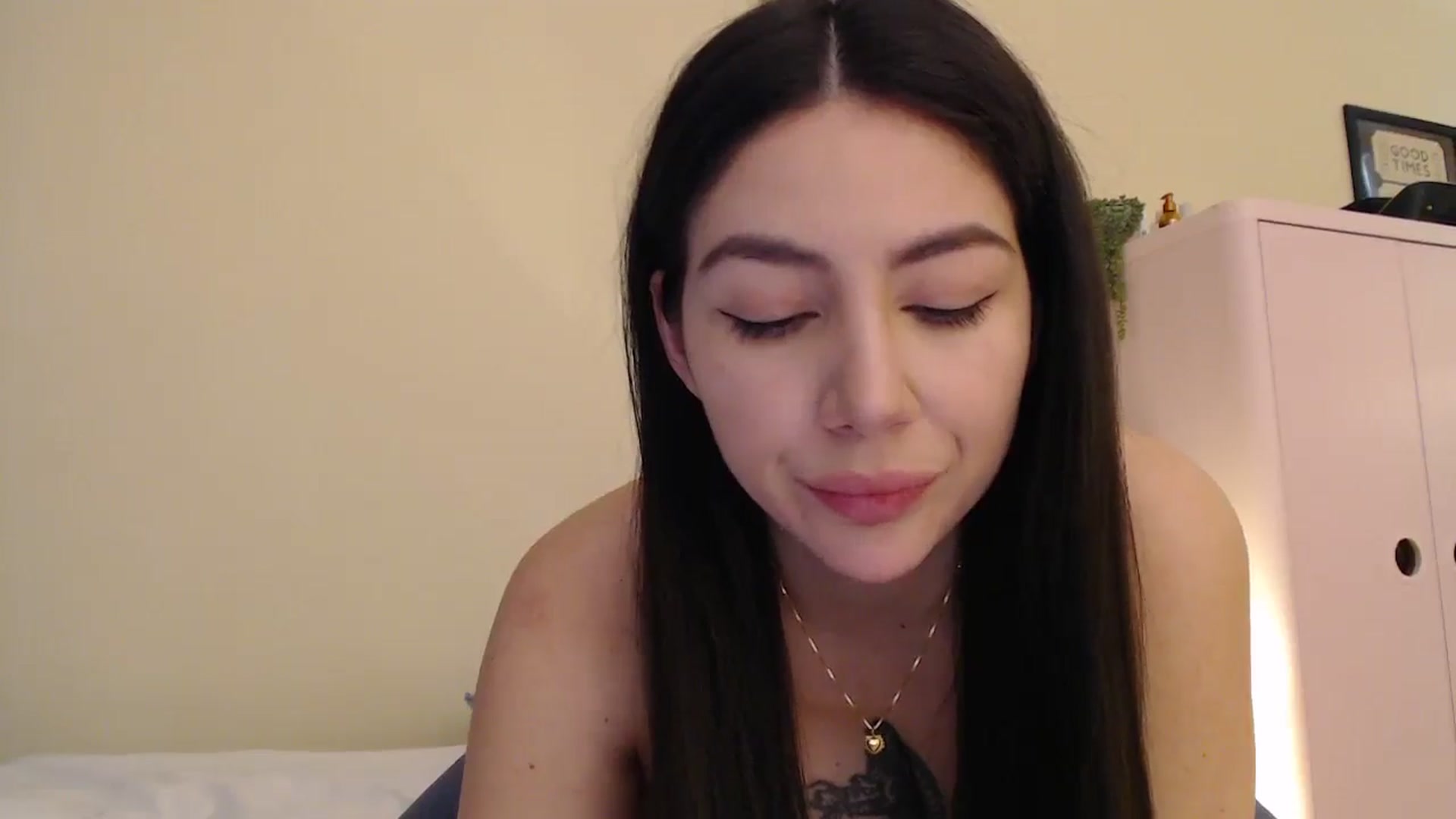 Gallery image thumbnail from Maxine_Black's myfreecams stream on, 02/16/2026, 14:29 image 13 of 20