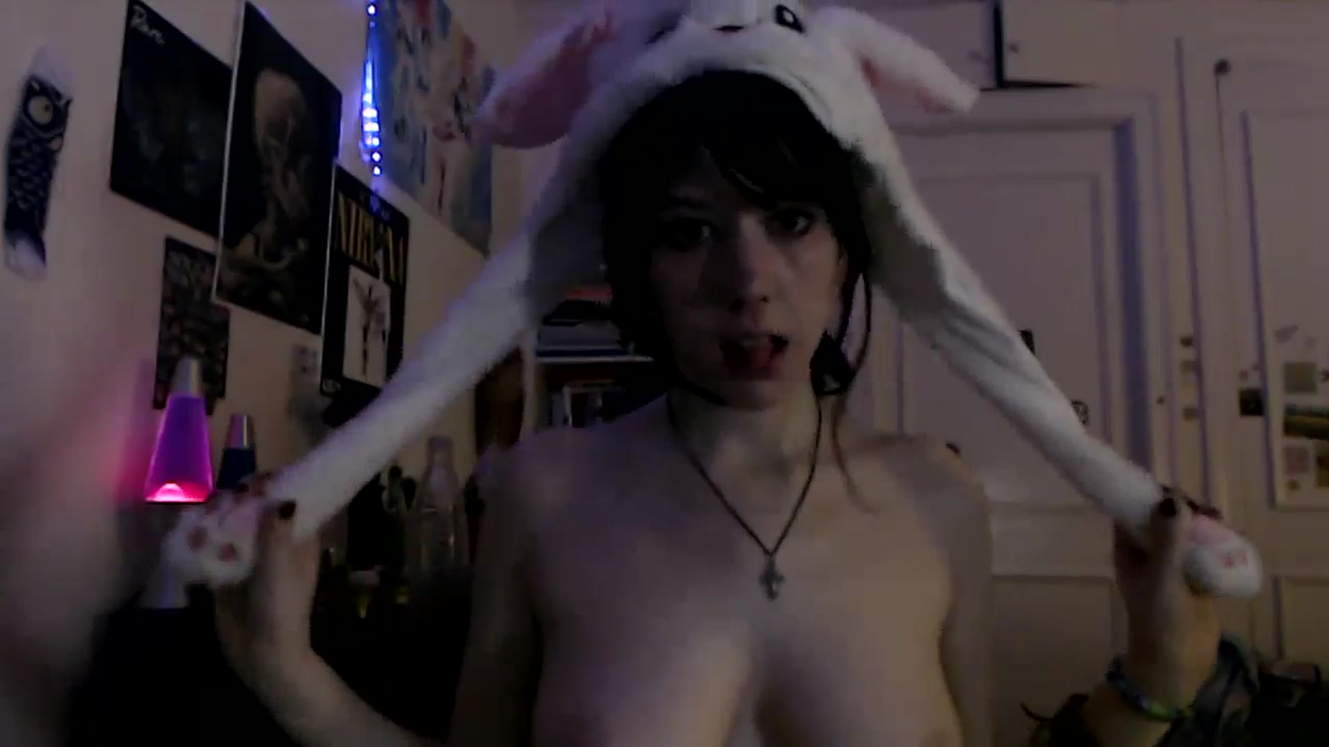 Gallery image thumbnail from MaxxyAugust's myfreecams stream on, 06/13/2024, 06:44 image 8 of 20