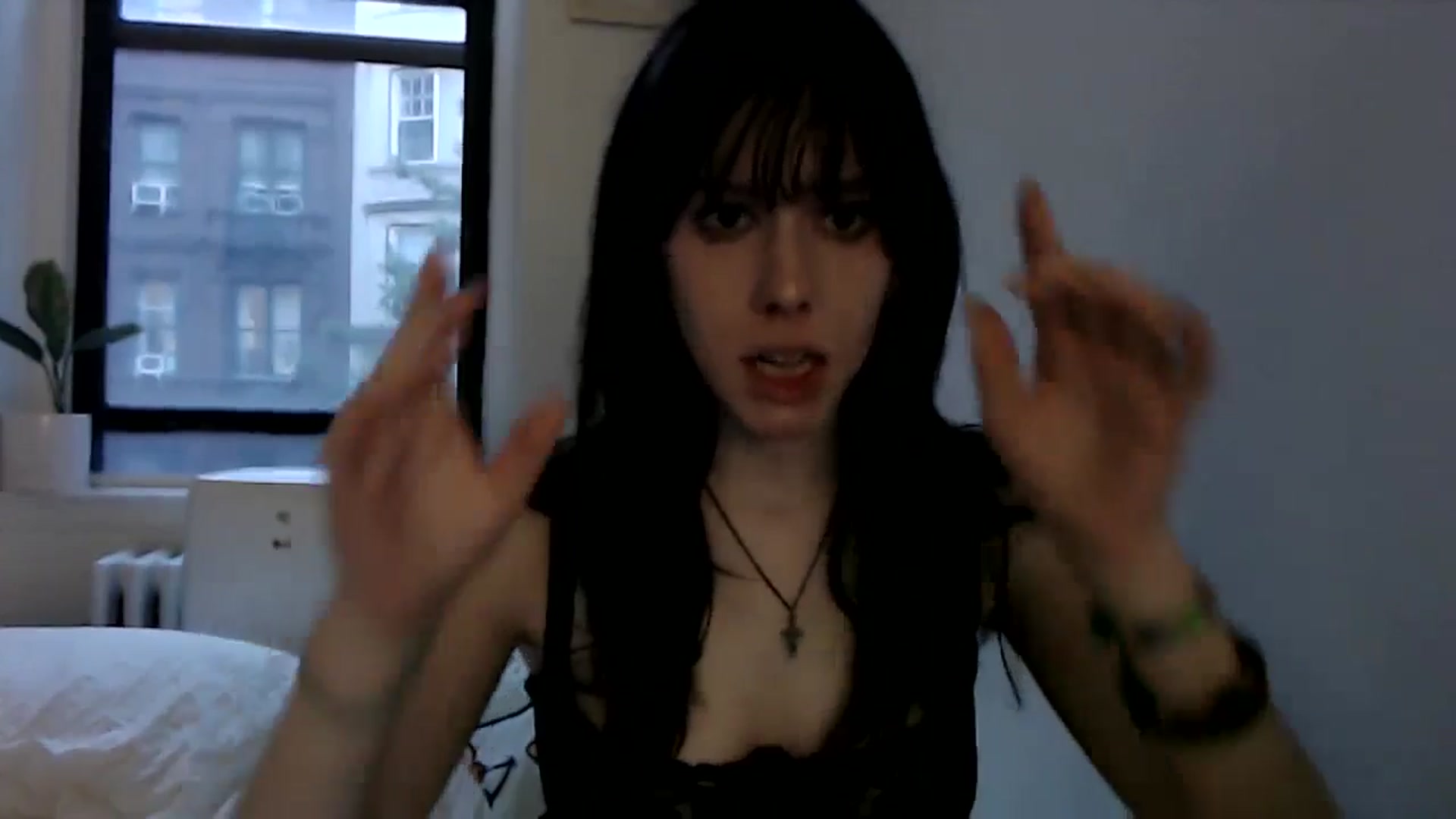 Gallery image thumbnail from MaxxyAugust's myfreecams stream on, 06/18/2024, 24:17 image 17 of 20