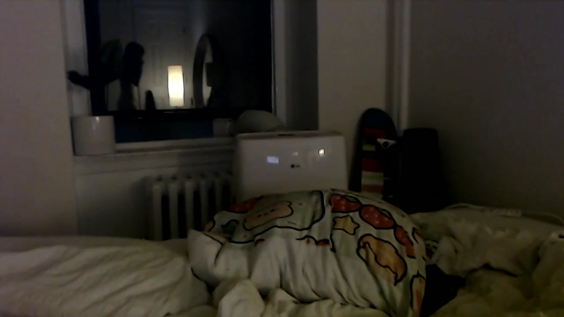Gallery image thumbnail from MaxxyAugust's myfreecams stream on, 06/21/2024, 07:16 image 6 of 20
