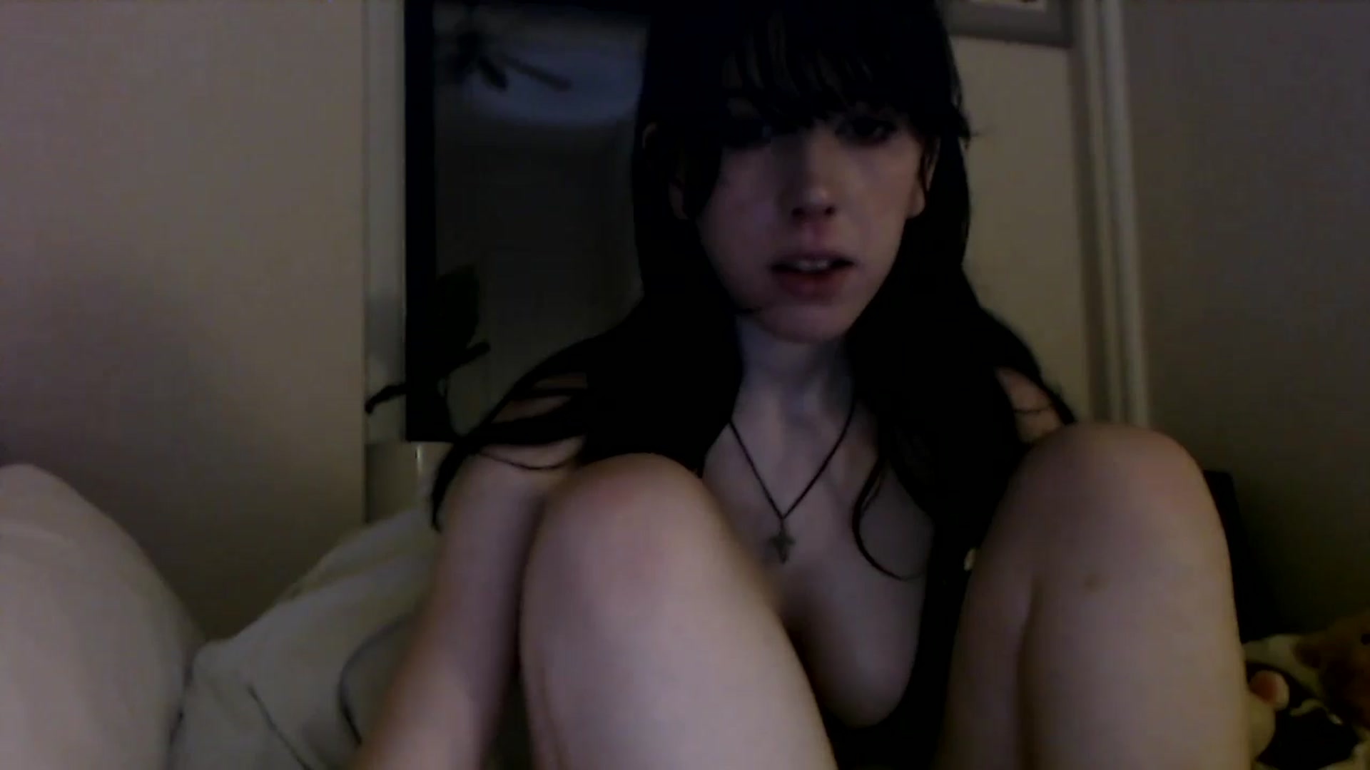Gallery image thumbnail from MaxxyAugust's myfreecams stream on, 06/23/2024, 04:00 image 12 of 20