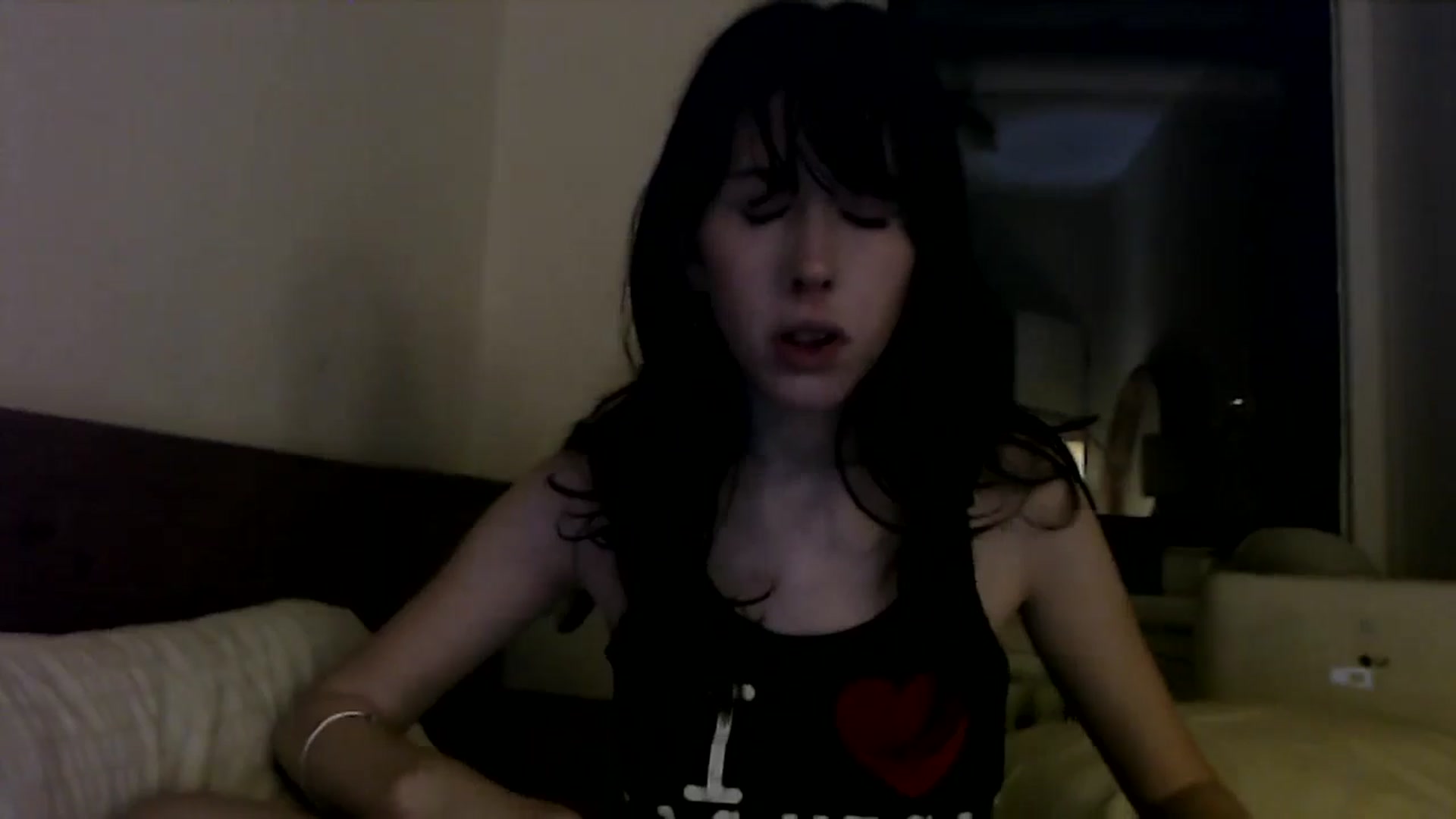 Gallery image thumbnail from MaxxyAugust's myfreecams stream on, 06/27/2024, 02:30 image 3 of 20